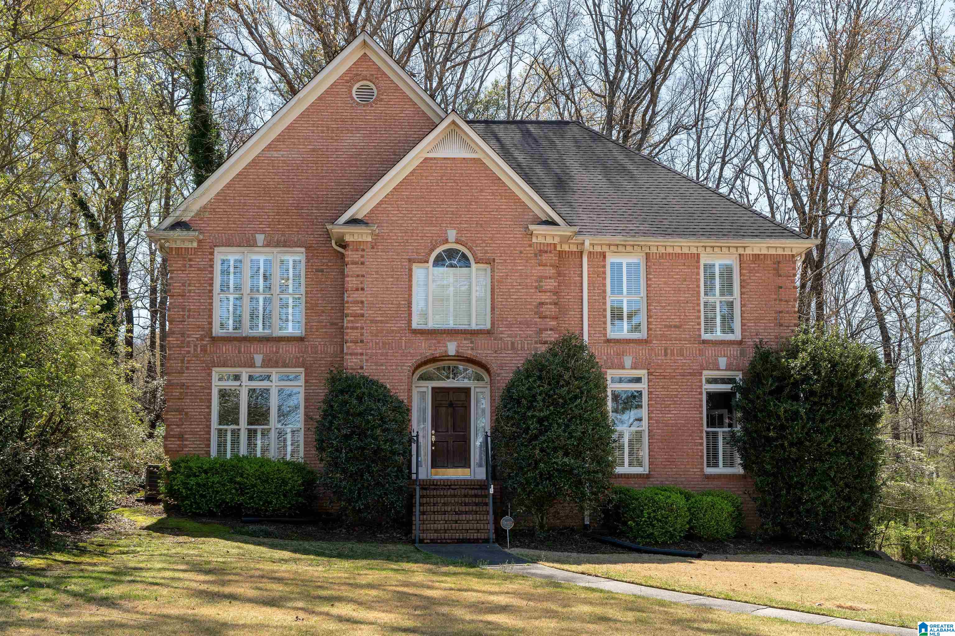 2540 WESTMINSTER CIRCLE