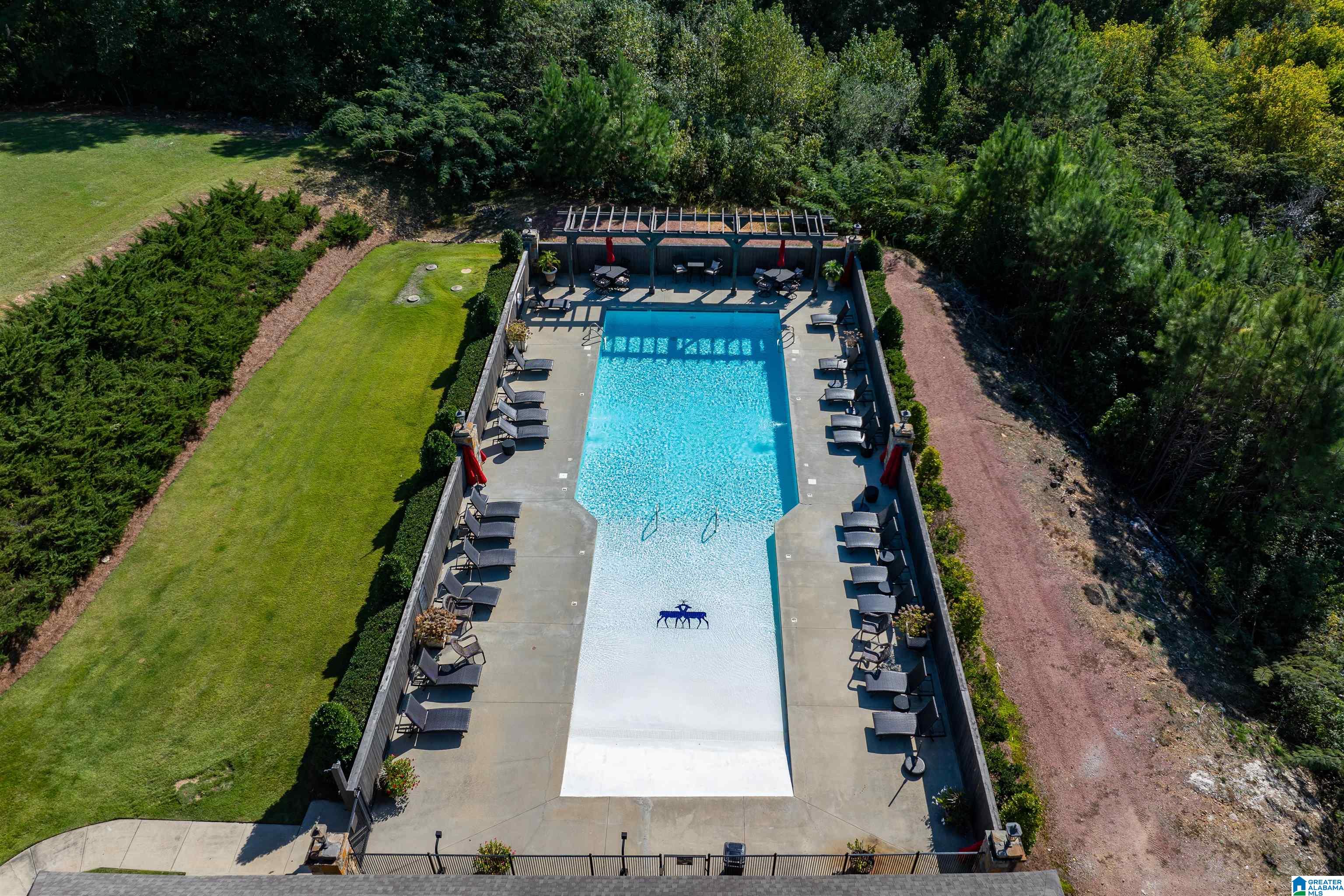 5815 DEERFOOT COURT