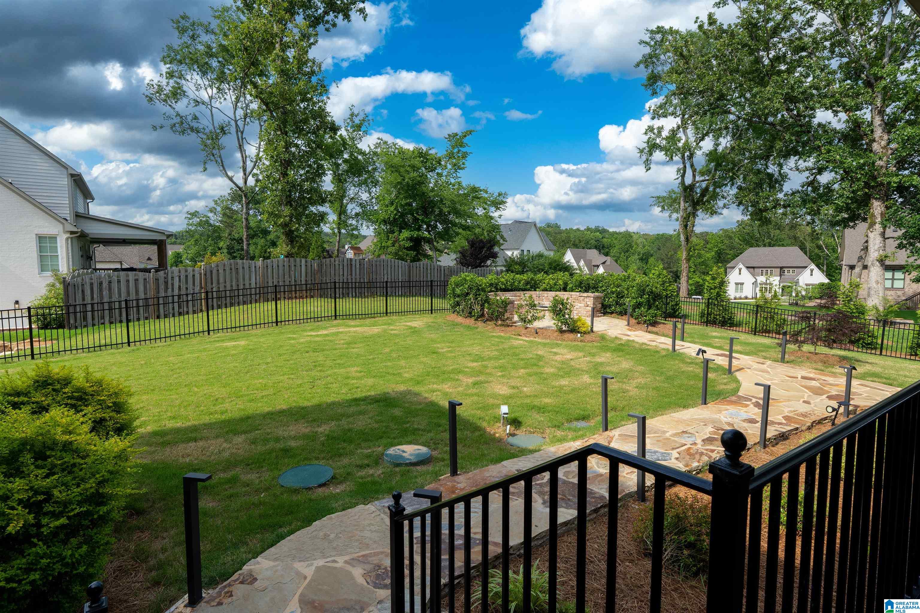 5815 DEERFOOT COURT