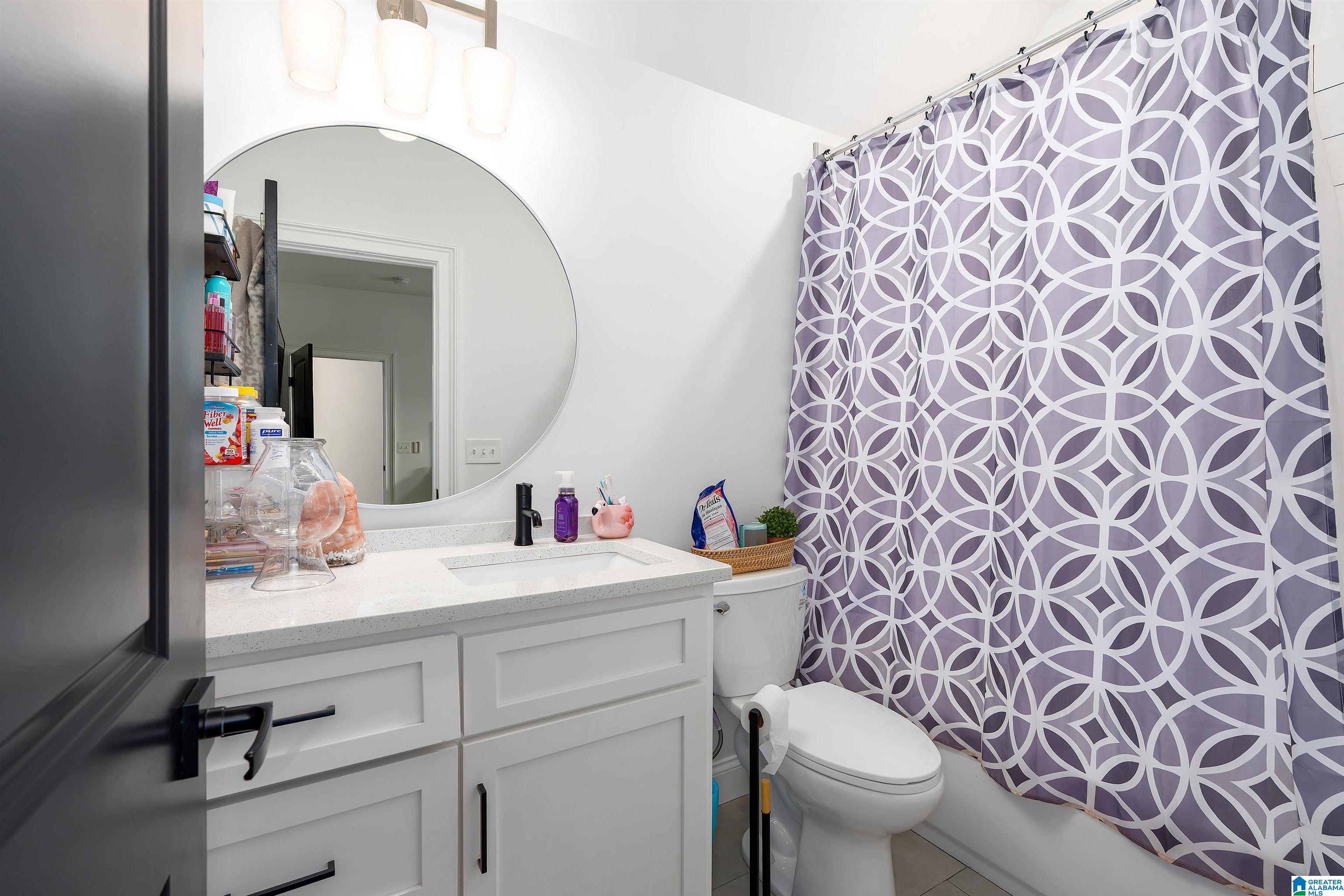 5815 DEERFOOT COURT