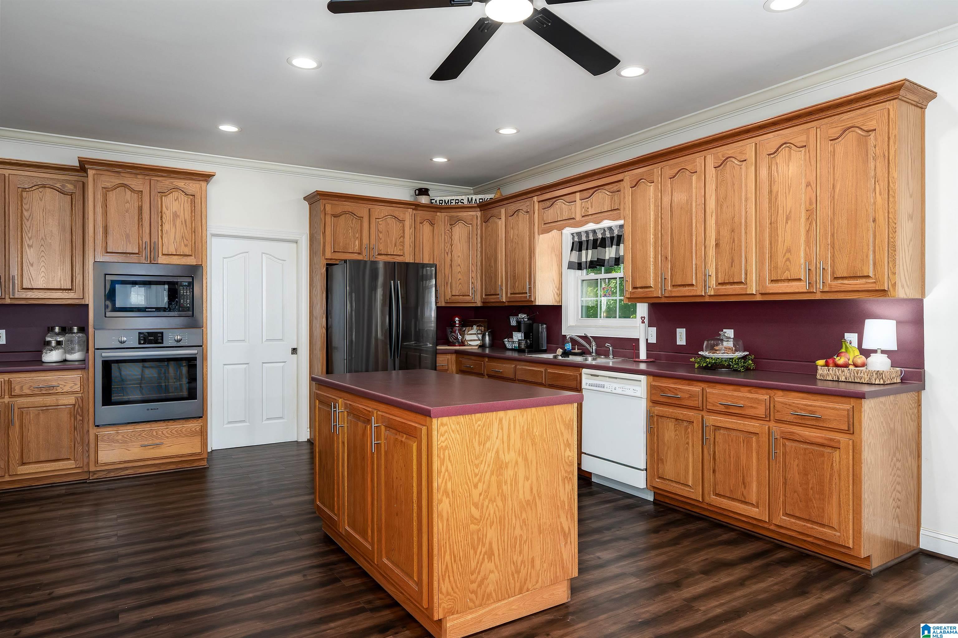 8881 PINE MOUNTAIN ROAD