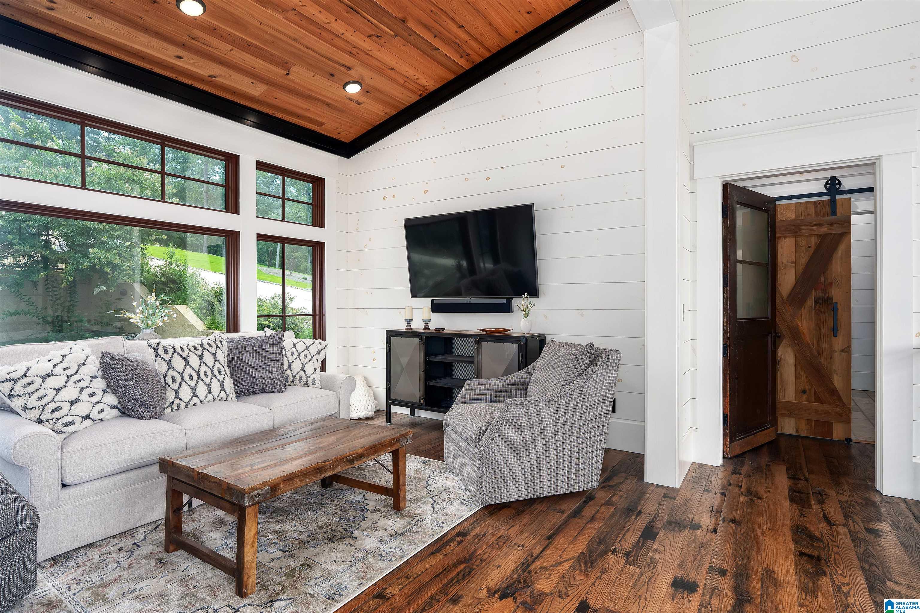 182 OSPREY AVENUE