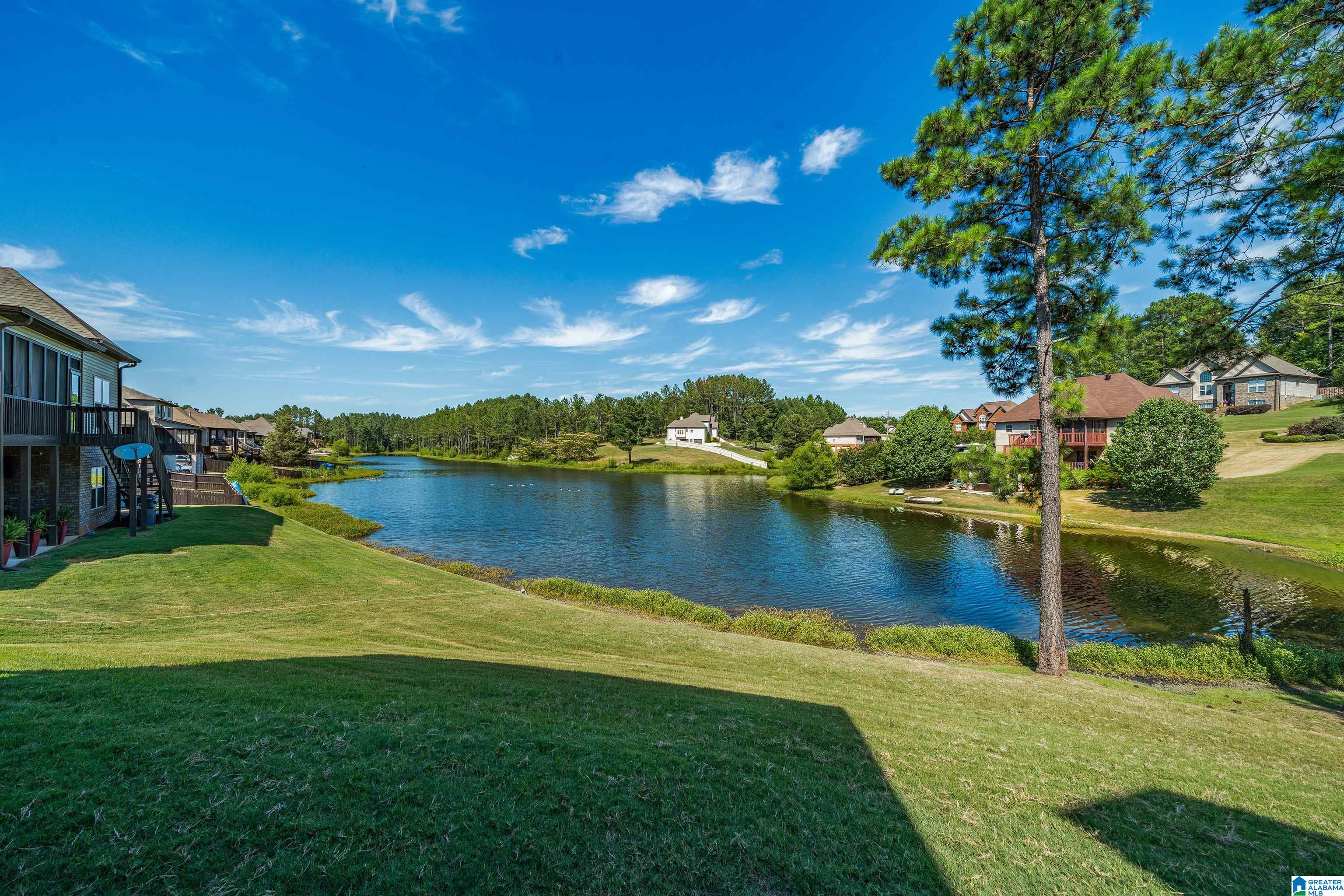 295 LAKESIDE DRIVE