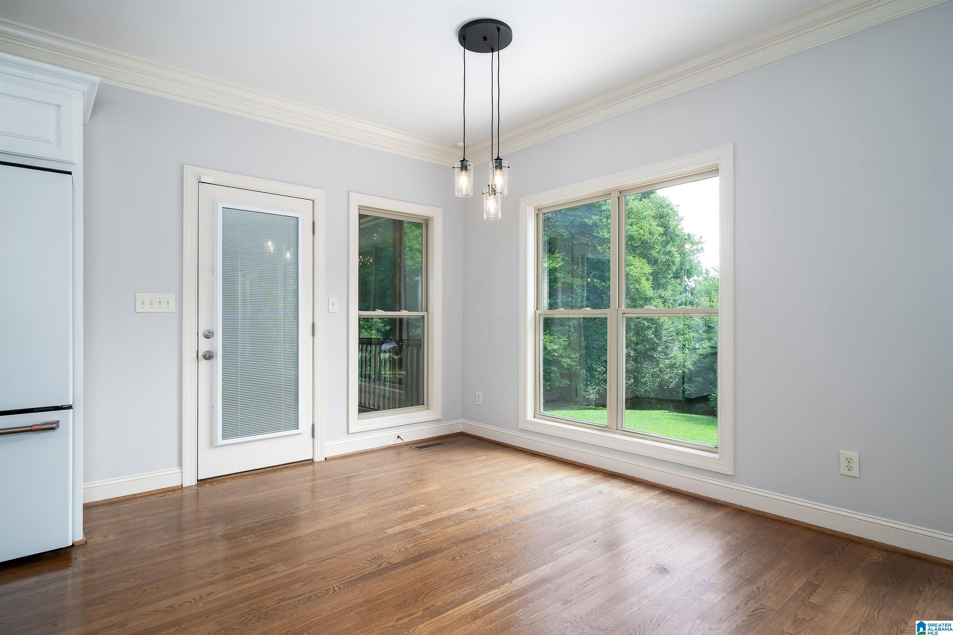 7419 ROYAL TERRACE