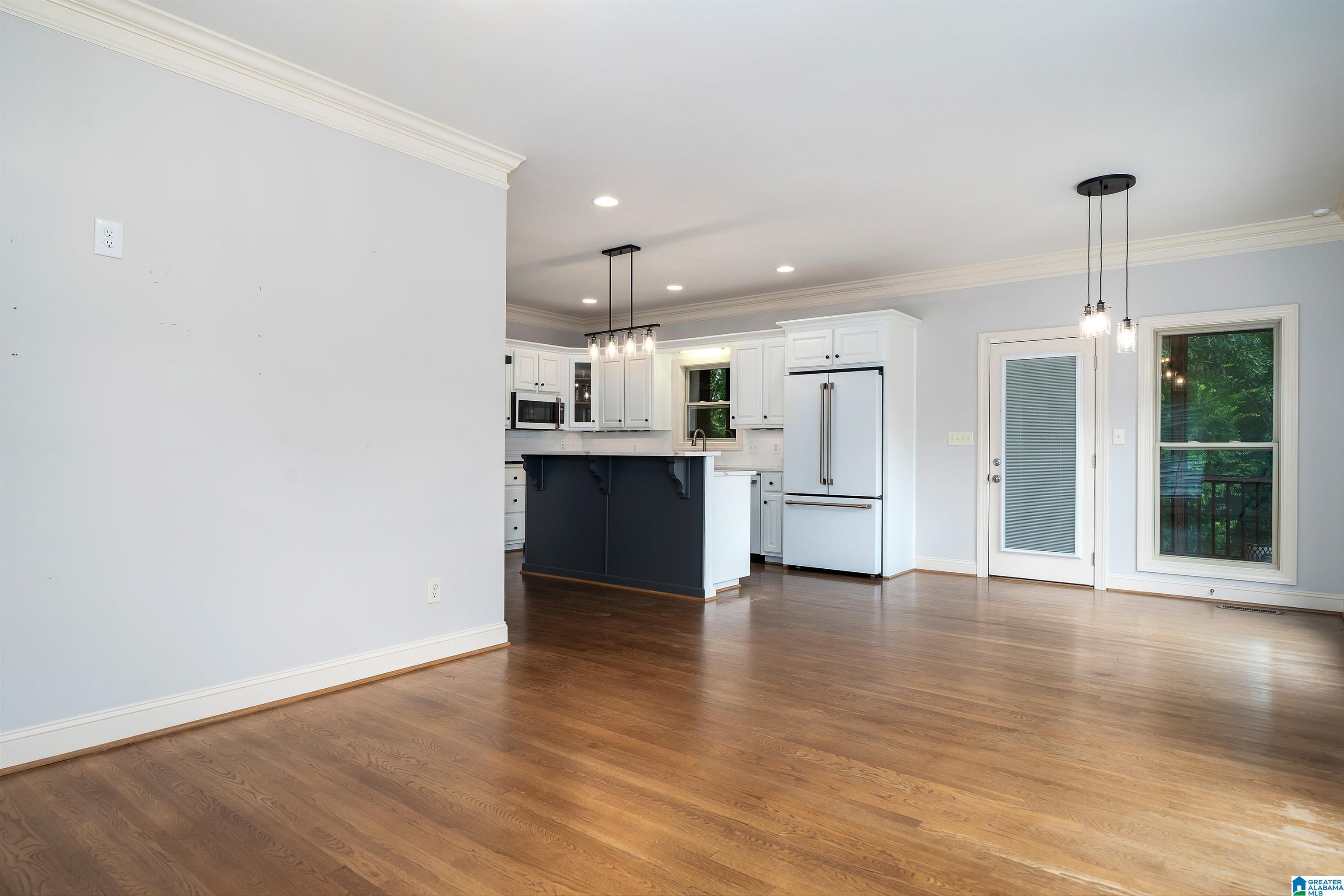 7419 ROYAL TERRACE