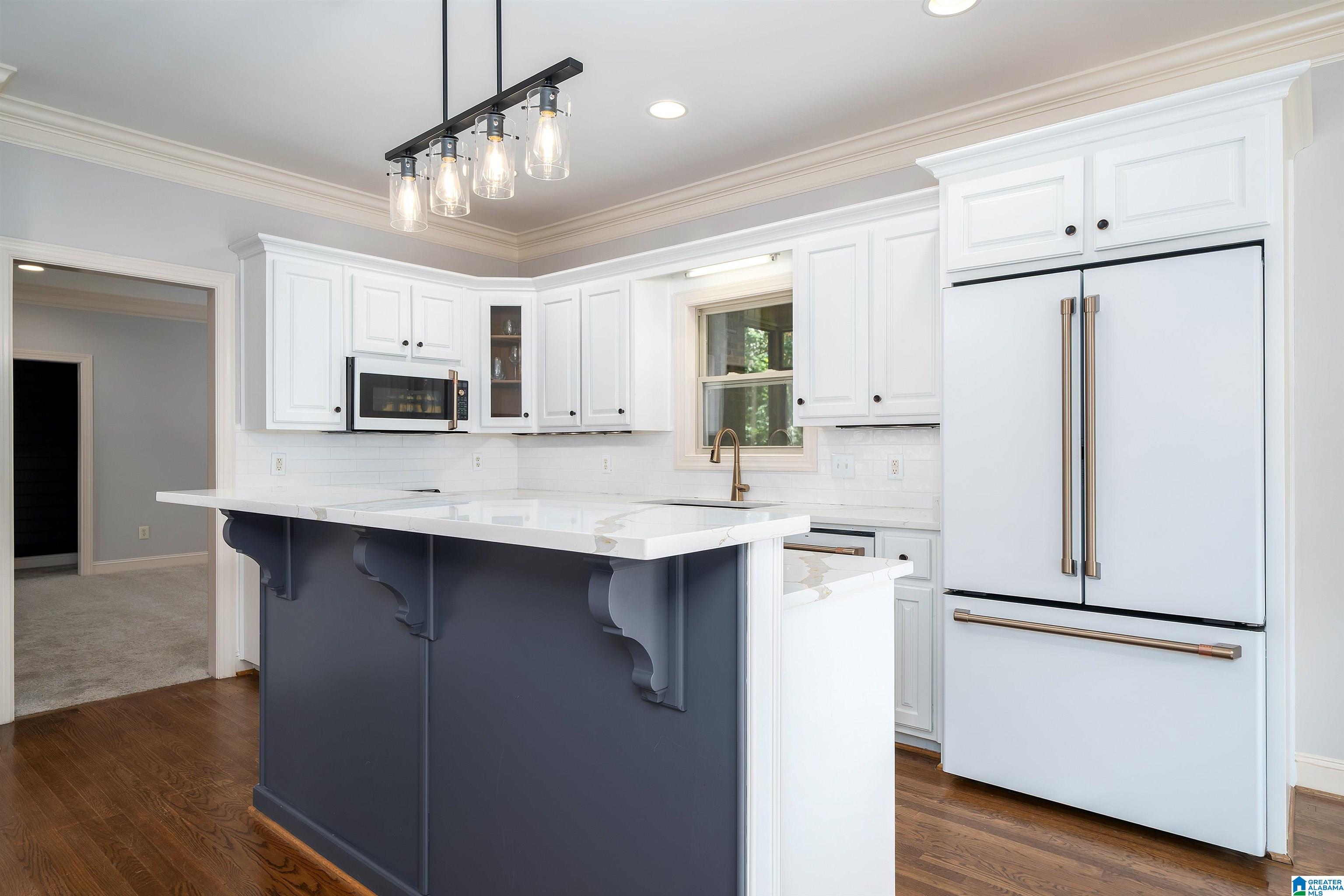 7419 ROYAL TERRACE
