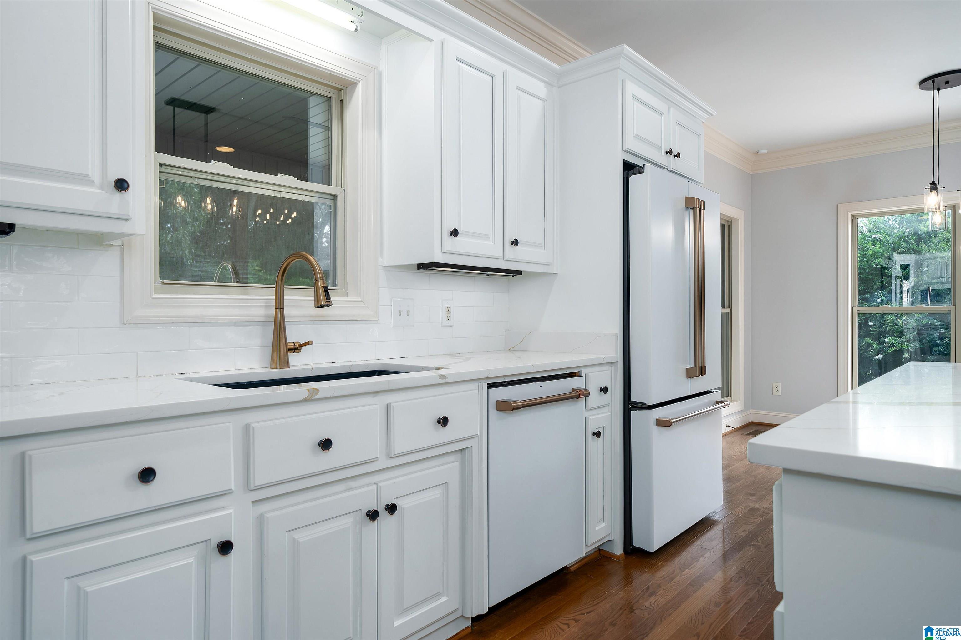 7419 ROYAL TERRACE