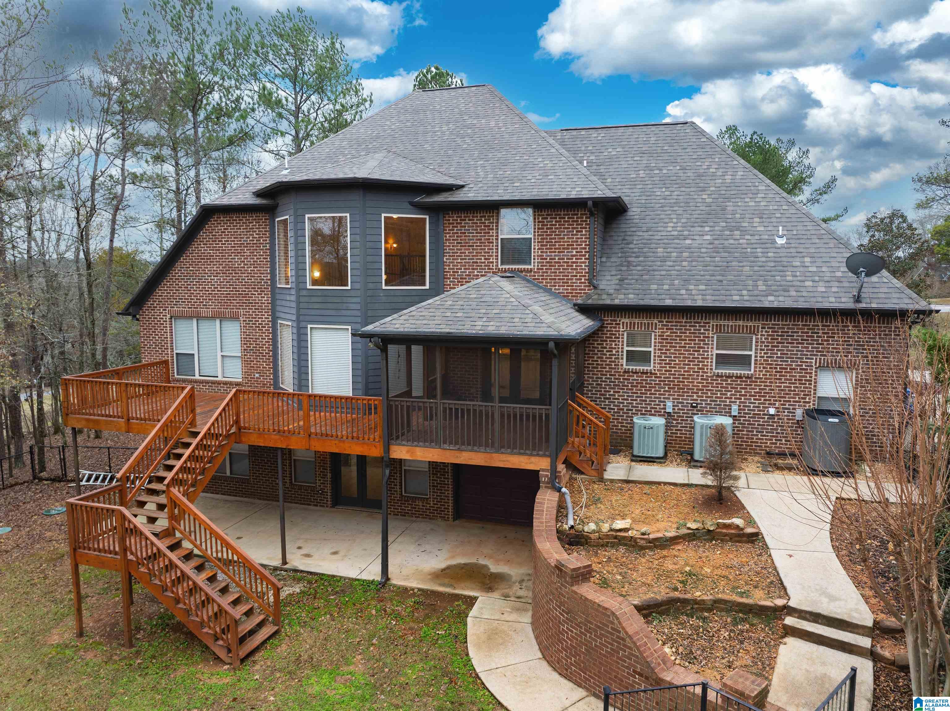 130 EAGLE POINTE WAY