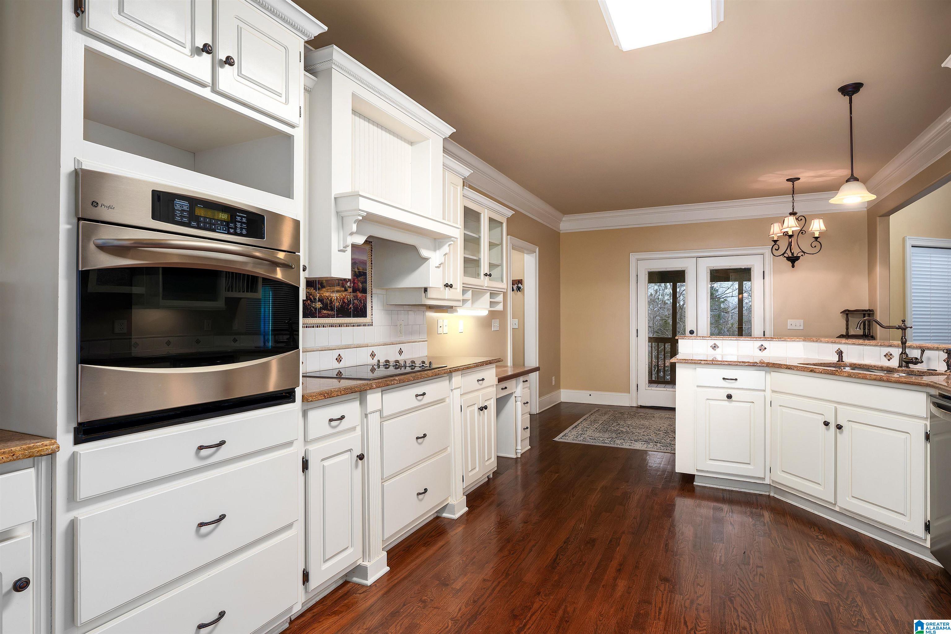 130 EAGLE POINTE WAY