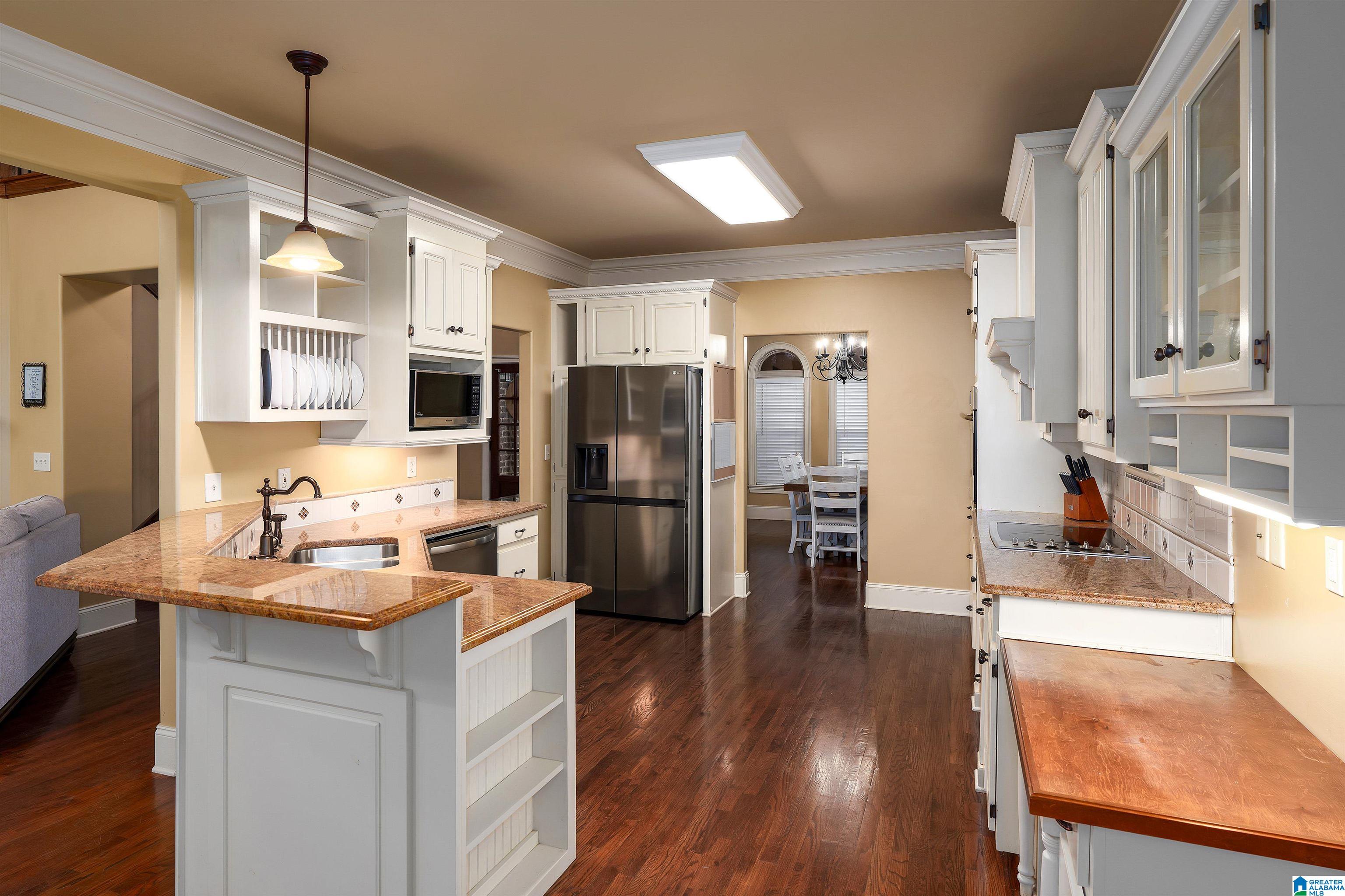 130 EAGLE POINTE WAY