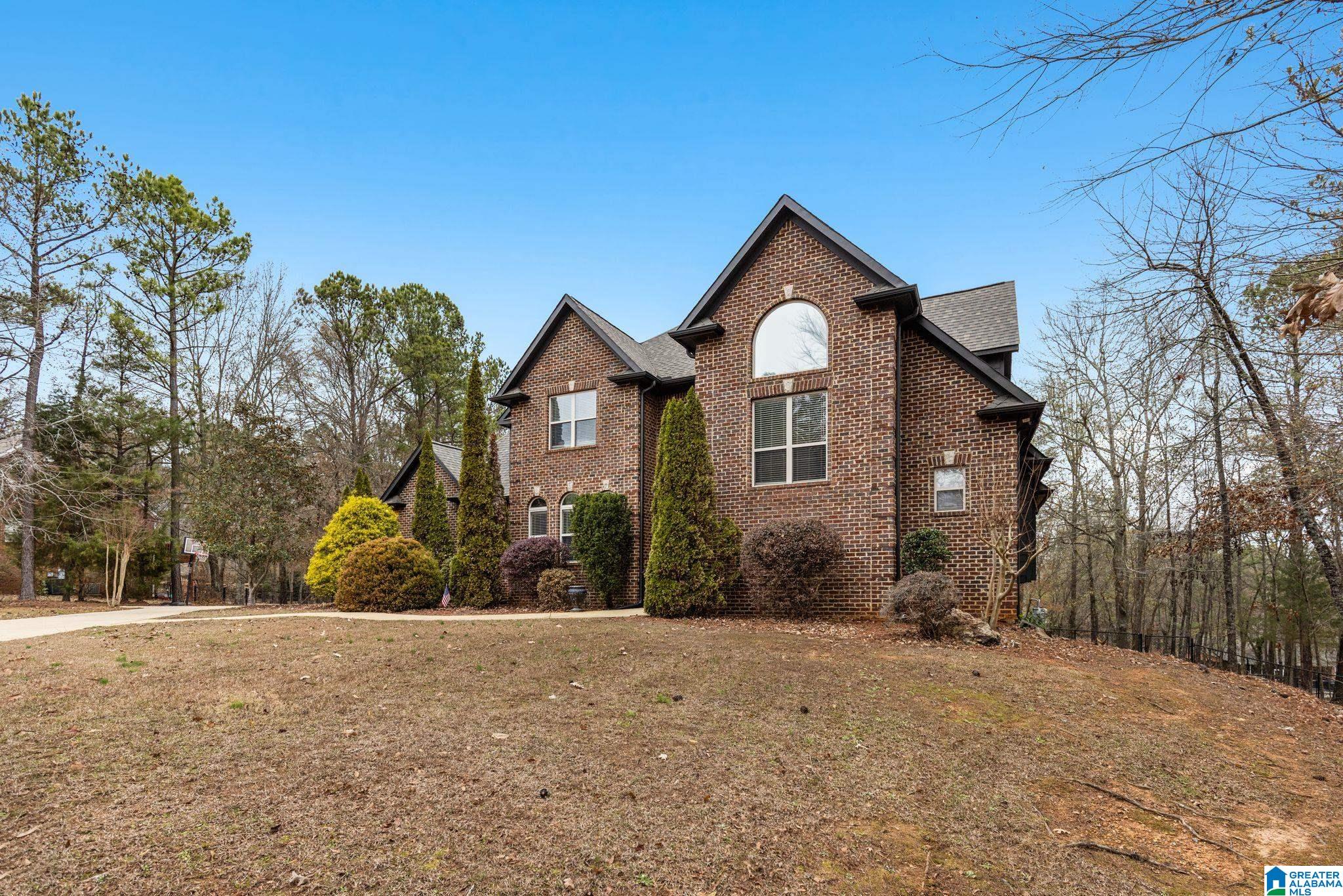 130 EAGLE POINTE WAY