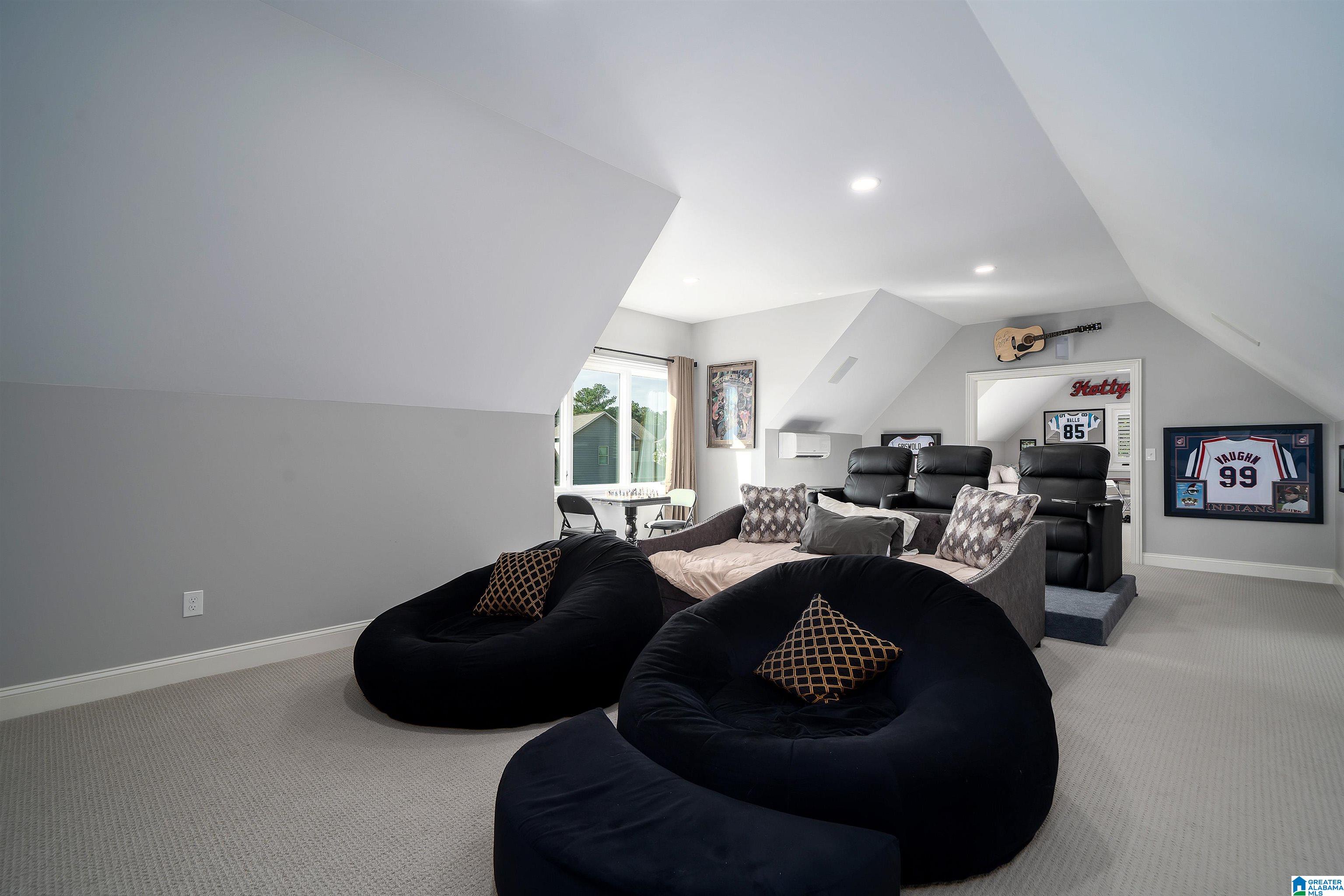 5587 CARRINGTON LAKE PARKWAY