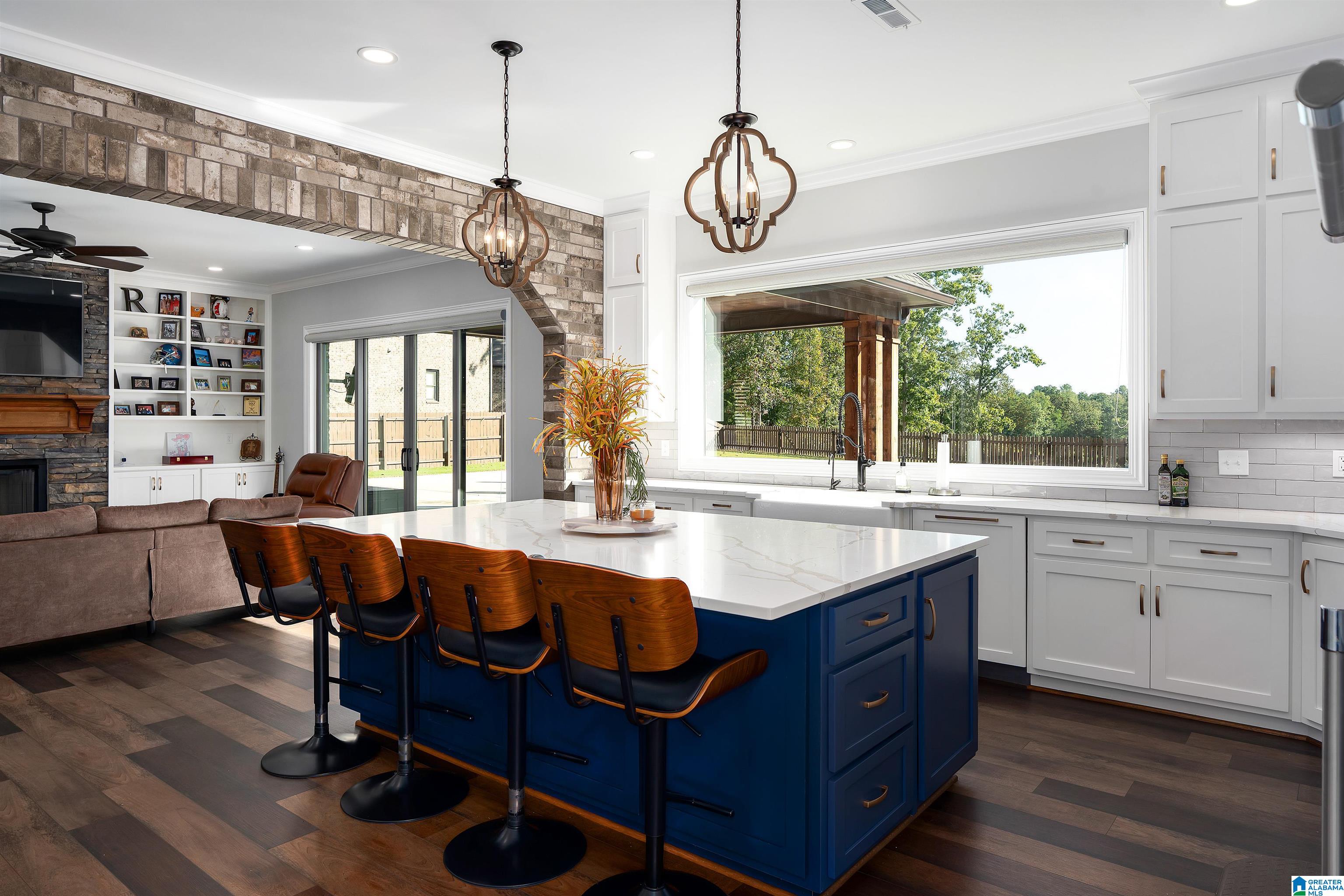 5587 CARRINGTON LAKE PARKWAY