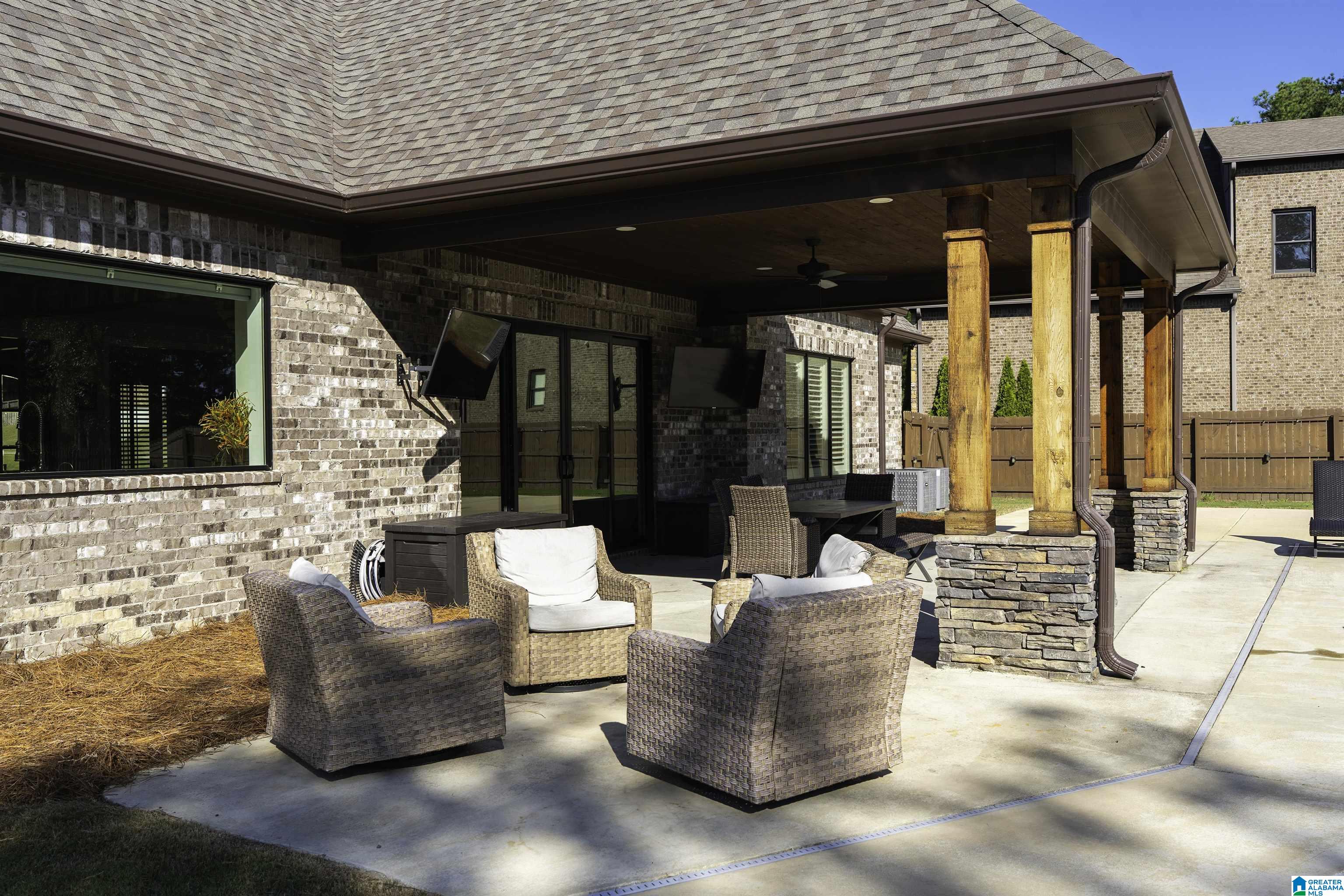 5587 CARRINGTON LAKE PARKWAY