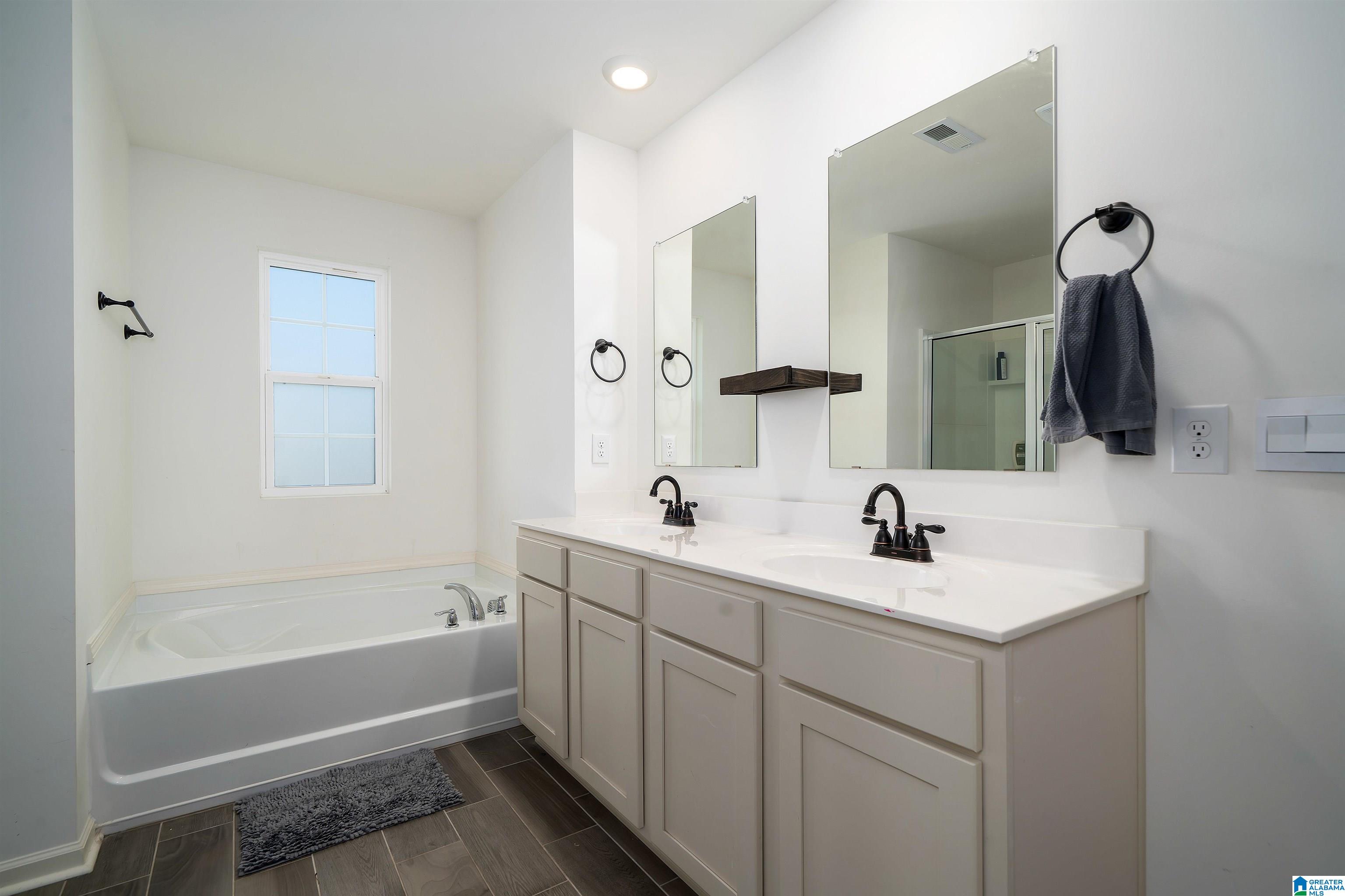 1447 ARCHER'S COVE WAY