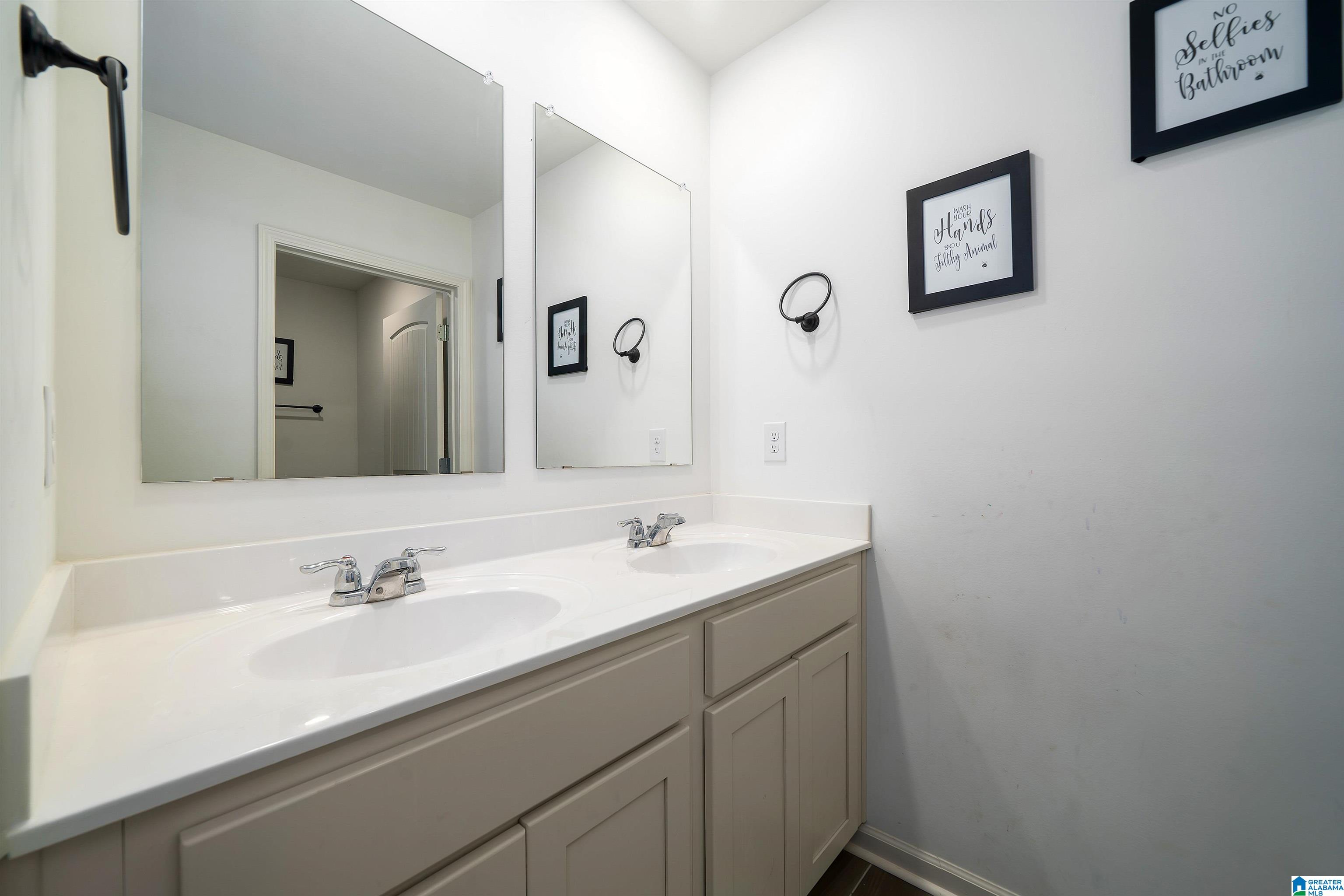 1447 ARCHER'S COVE WAY