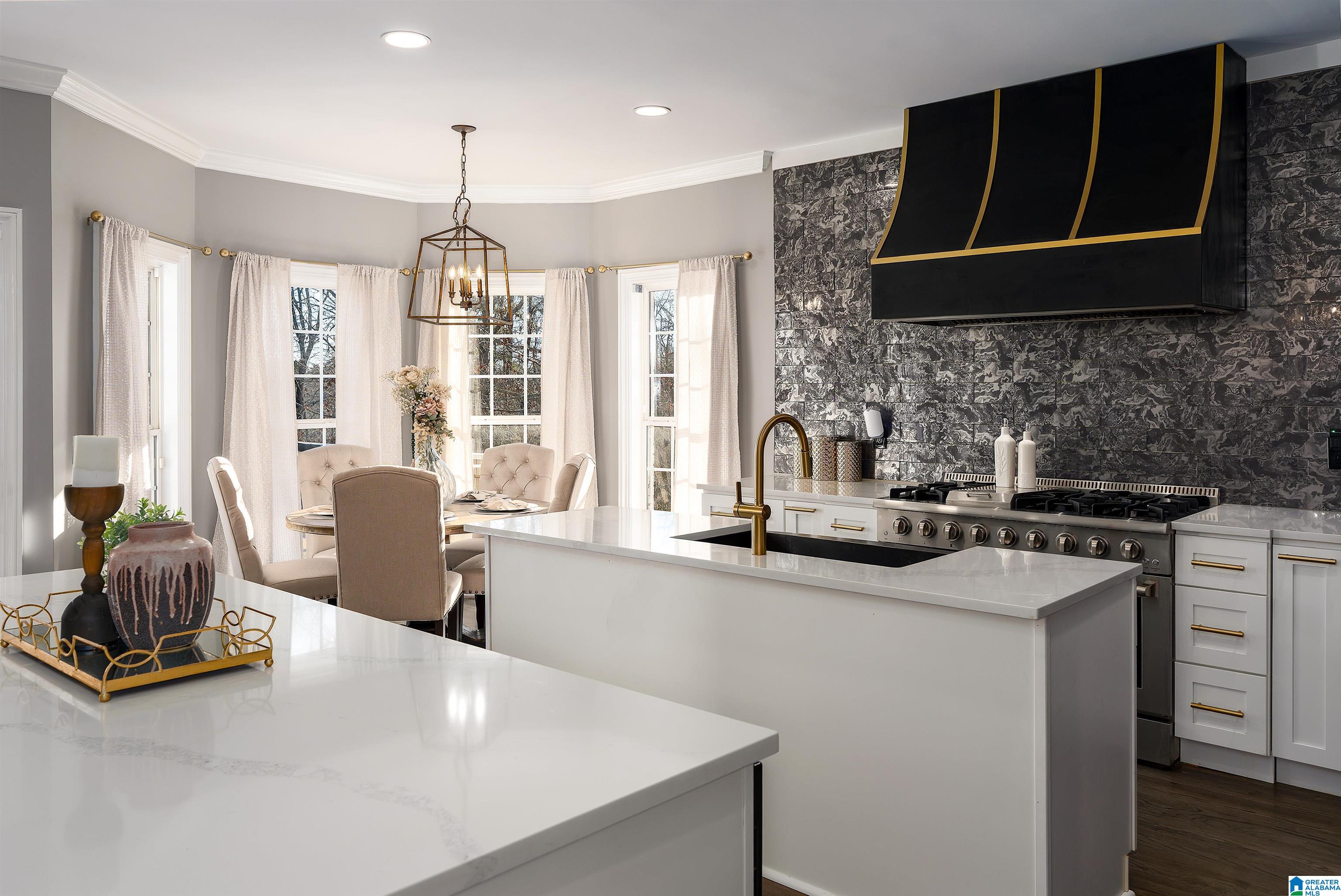 5775 CARRINGTON LAKE PARKWAY