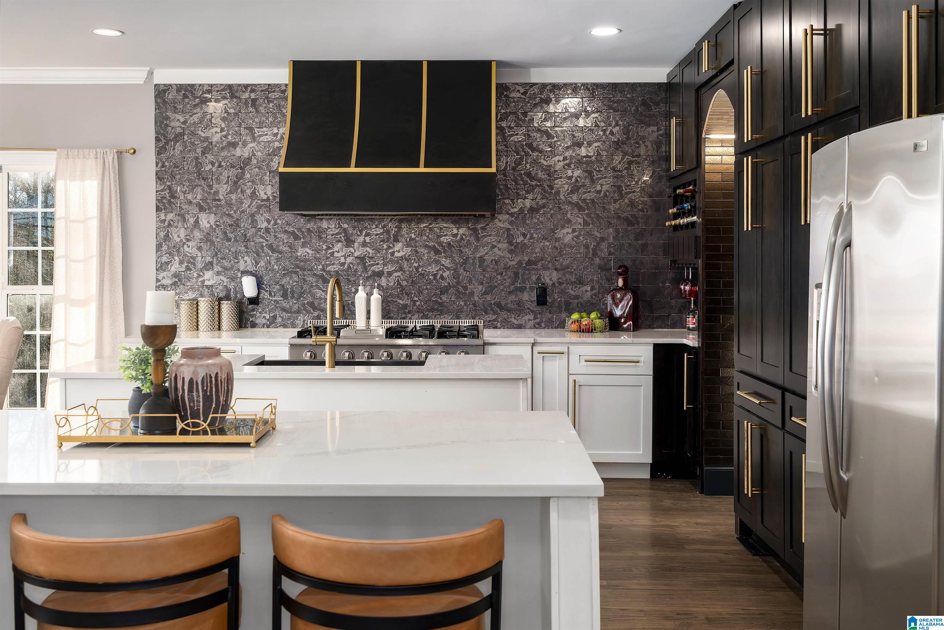 5775 CARRINGTON LAKE PARKWAY