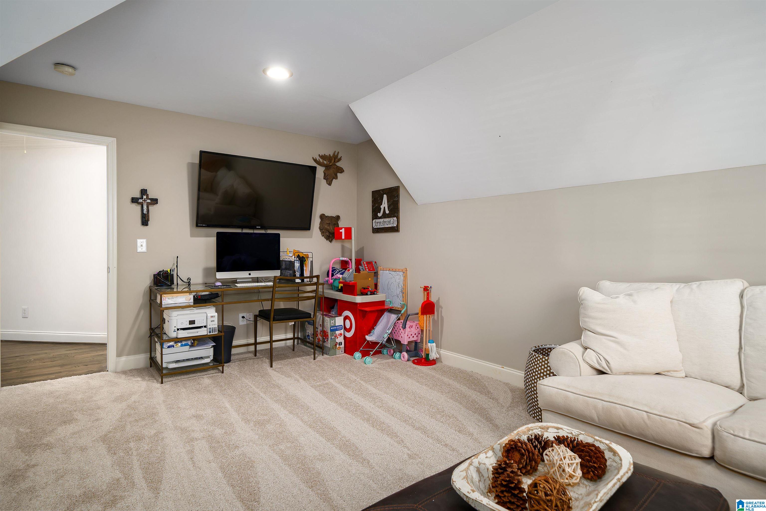 5775 CARRINGTON LAKE PARKWAY