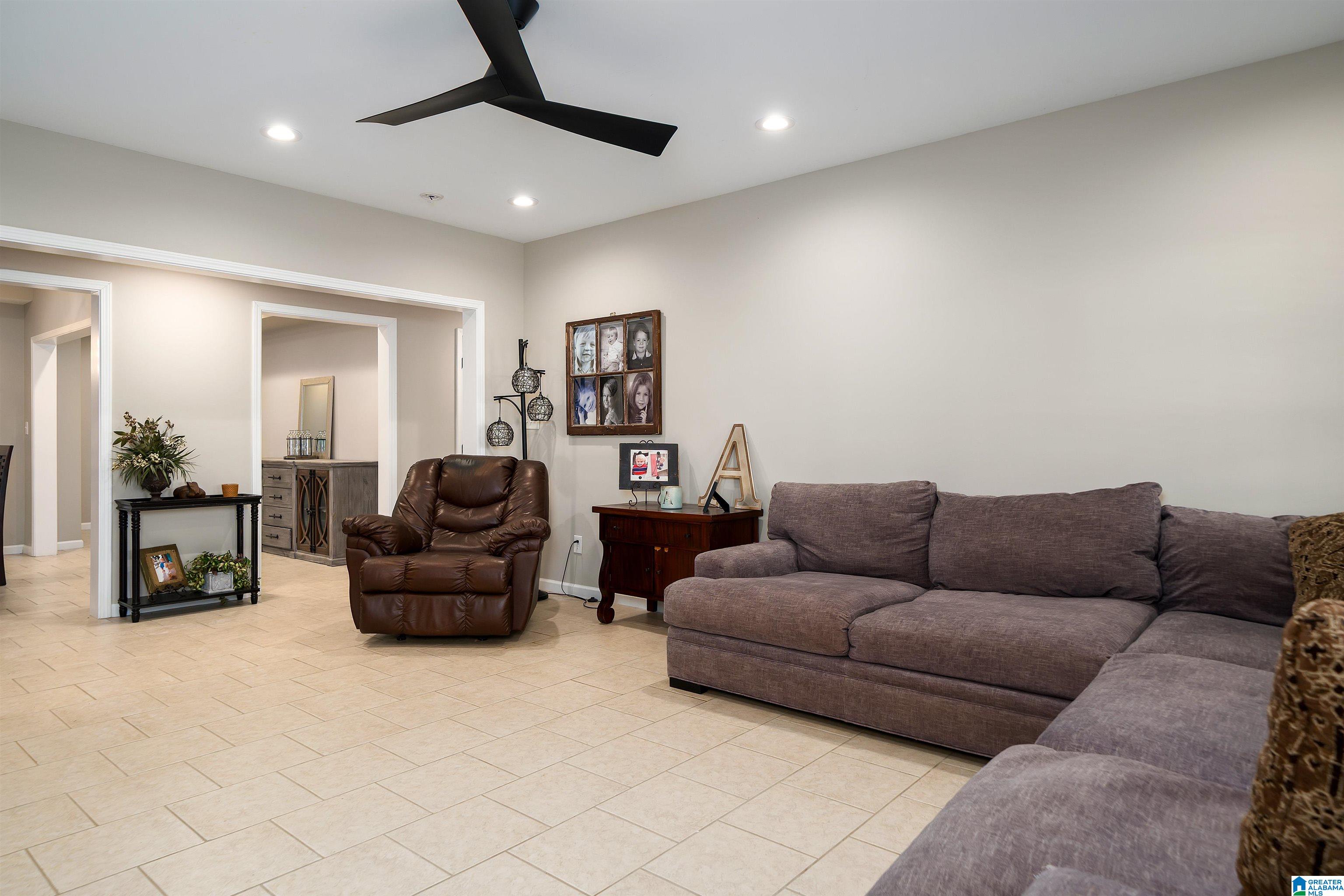 5775 CARRINGTON LAKE PARKWAY