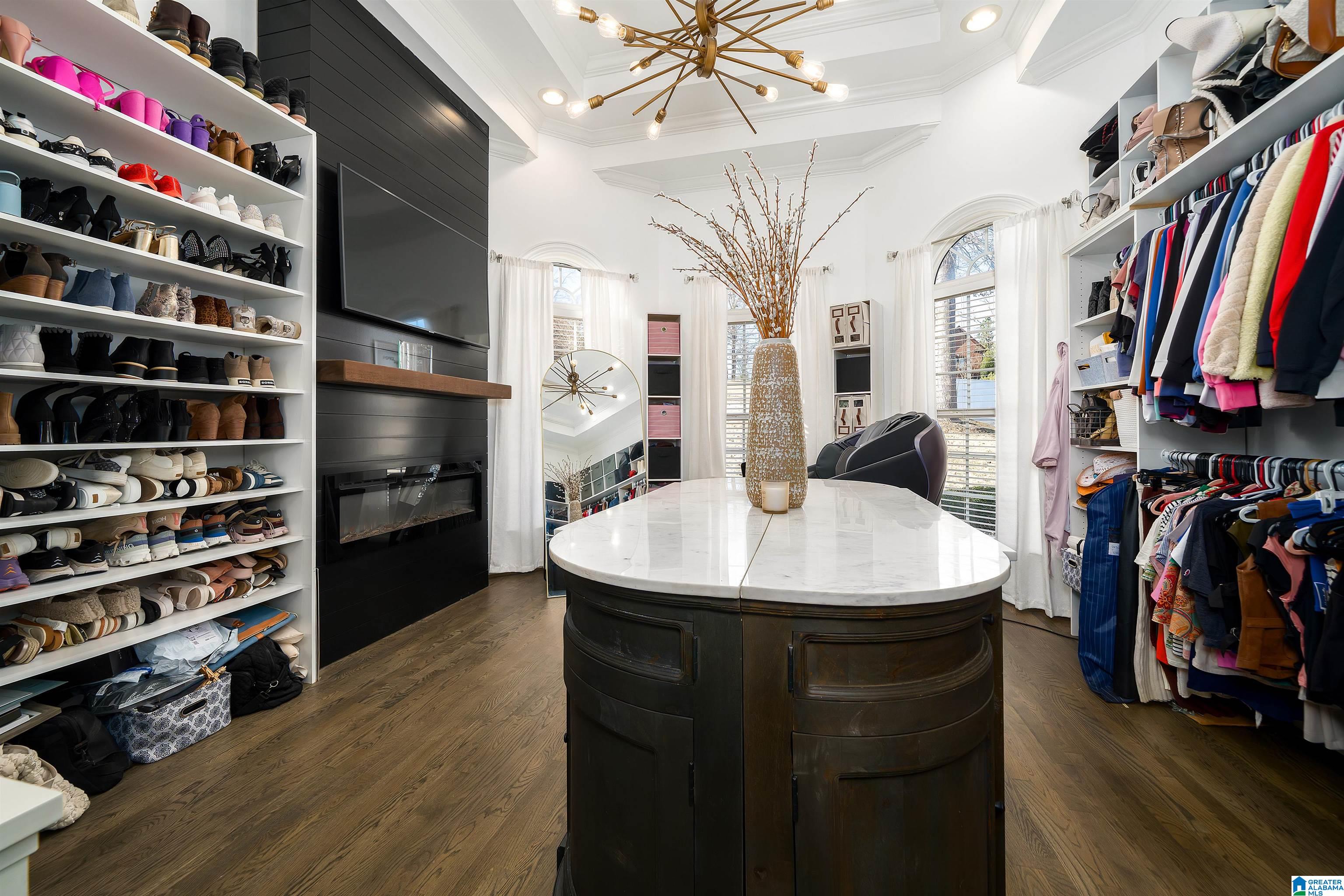 5775 CARRINGTON LAKE PARKWAY