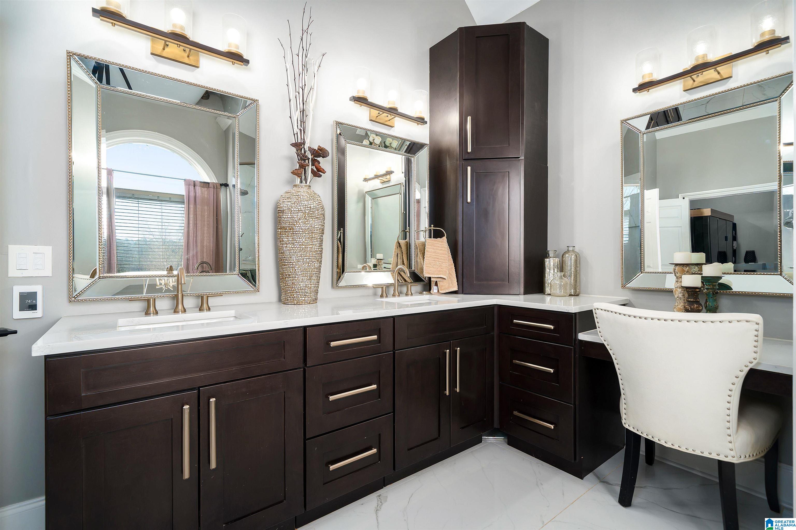 5775 CARRINGTON LAKE PARKWAY