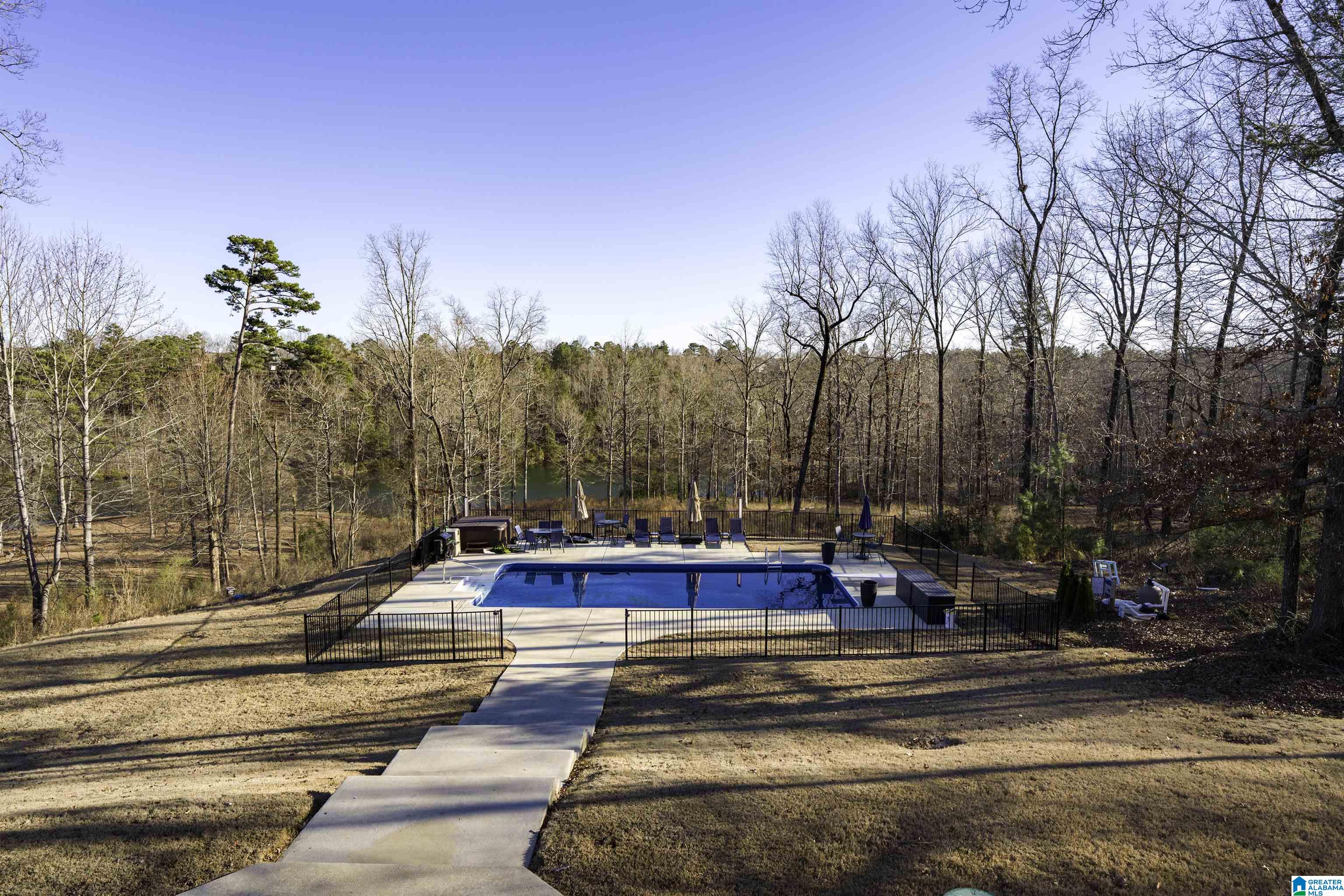 5775 CARRINGTON LAKE PARKWAY