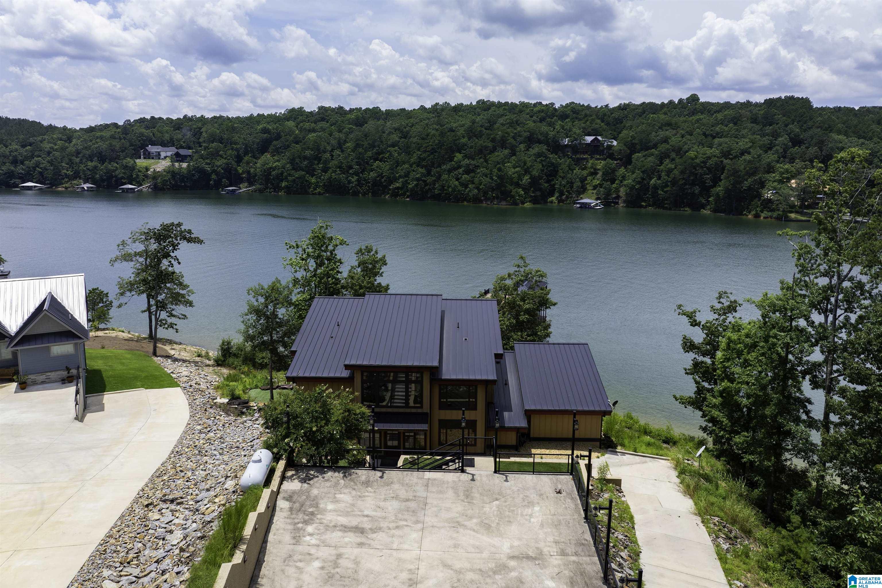 182 OSPREY AVENUE