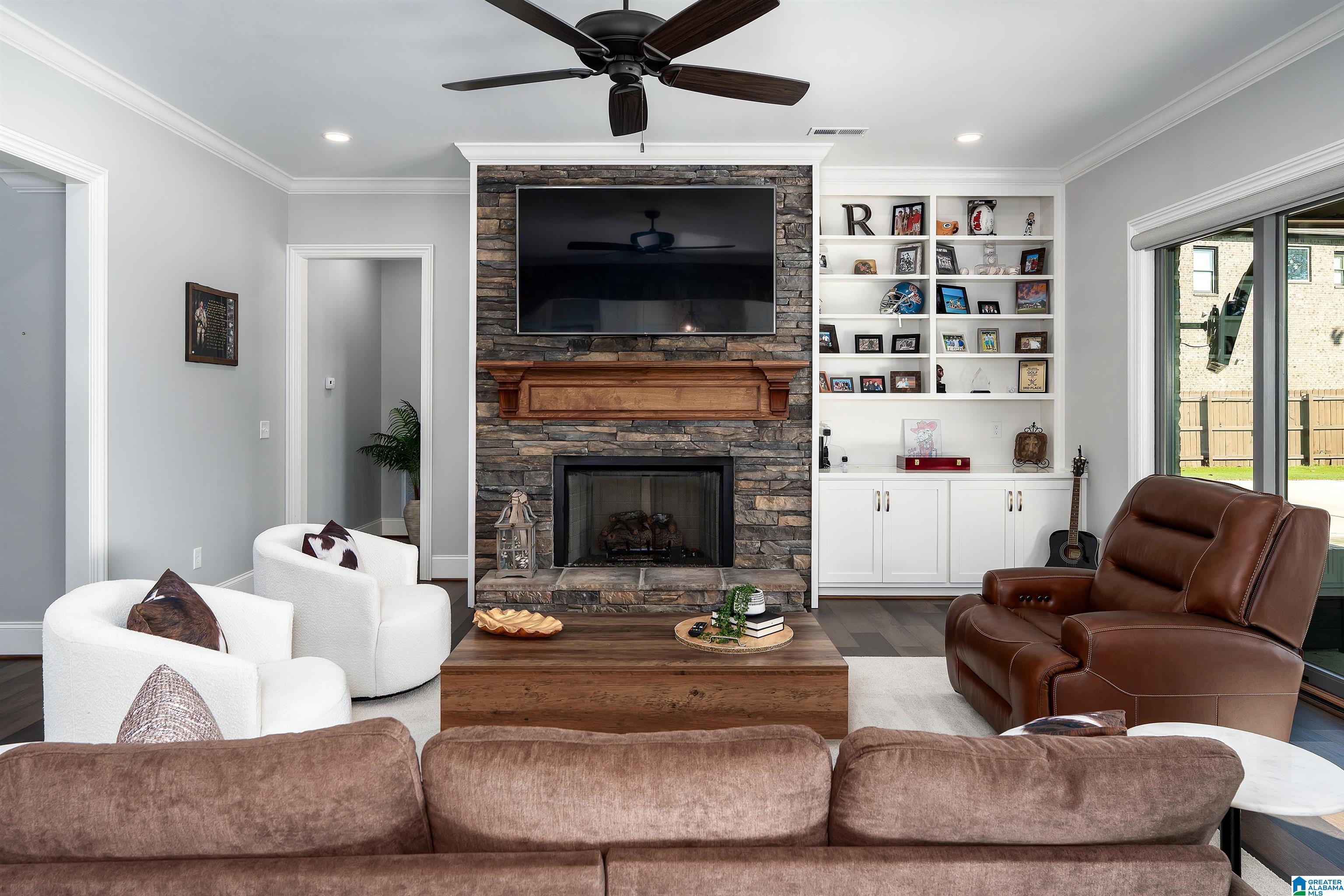 5587 CARRINGTON LAKE PARKWAY