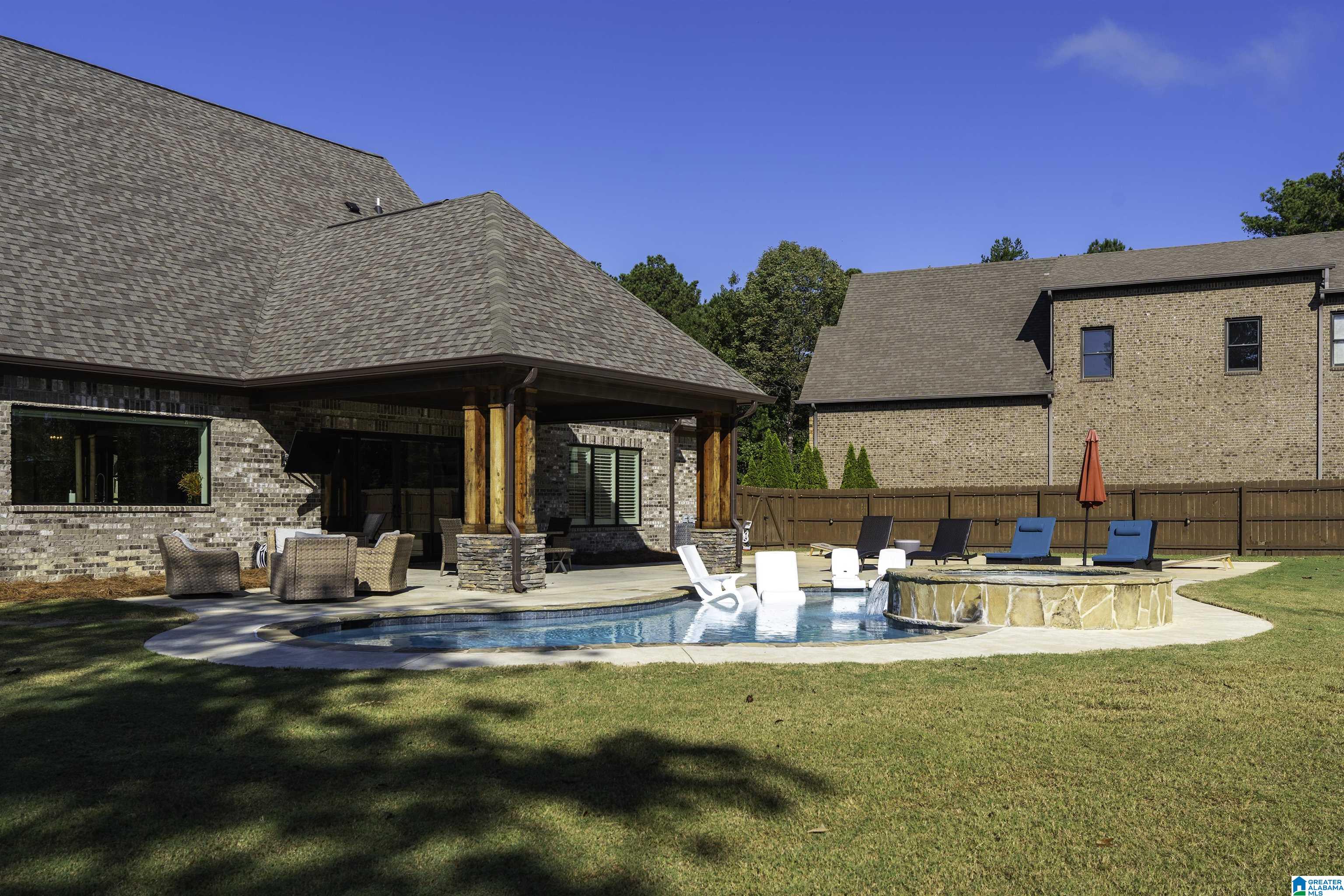 5587 CARRINGTON LAKE PARKWAY