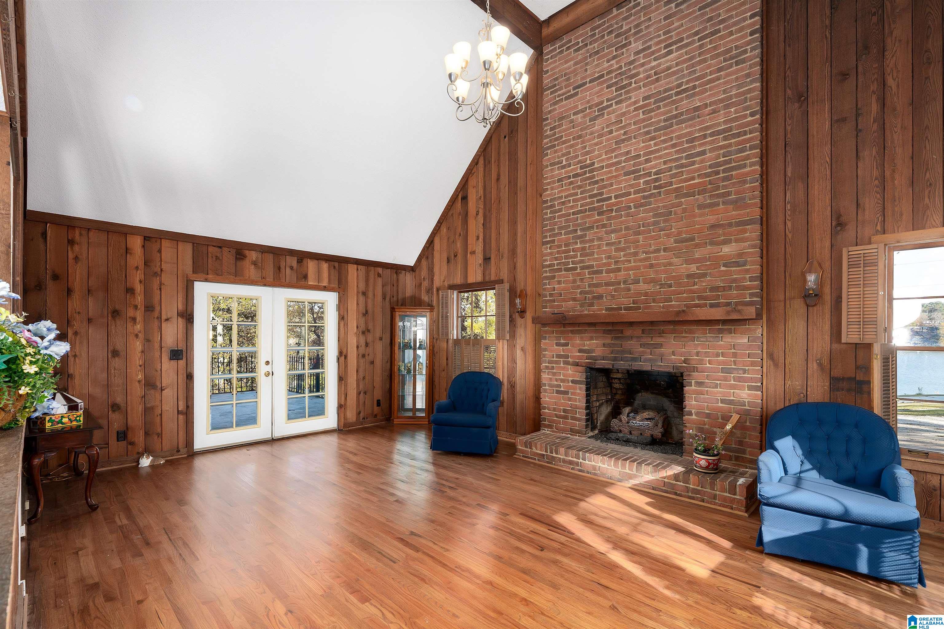 5029 FOREST DRIVE