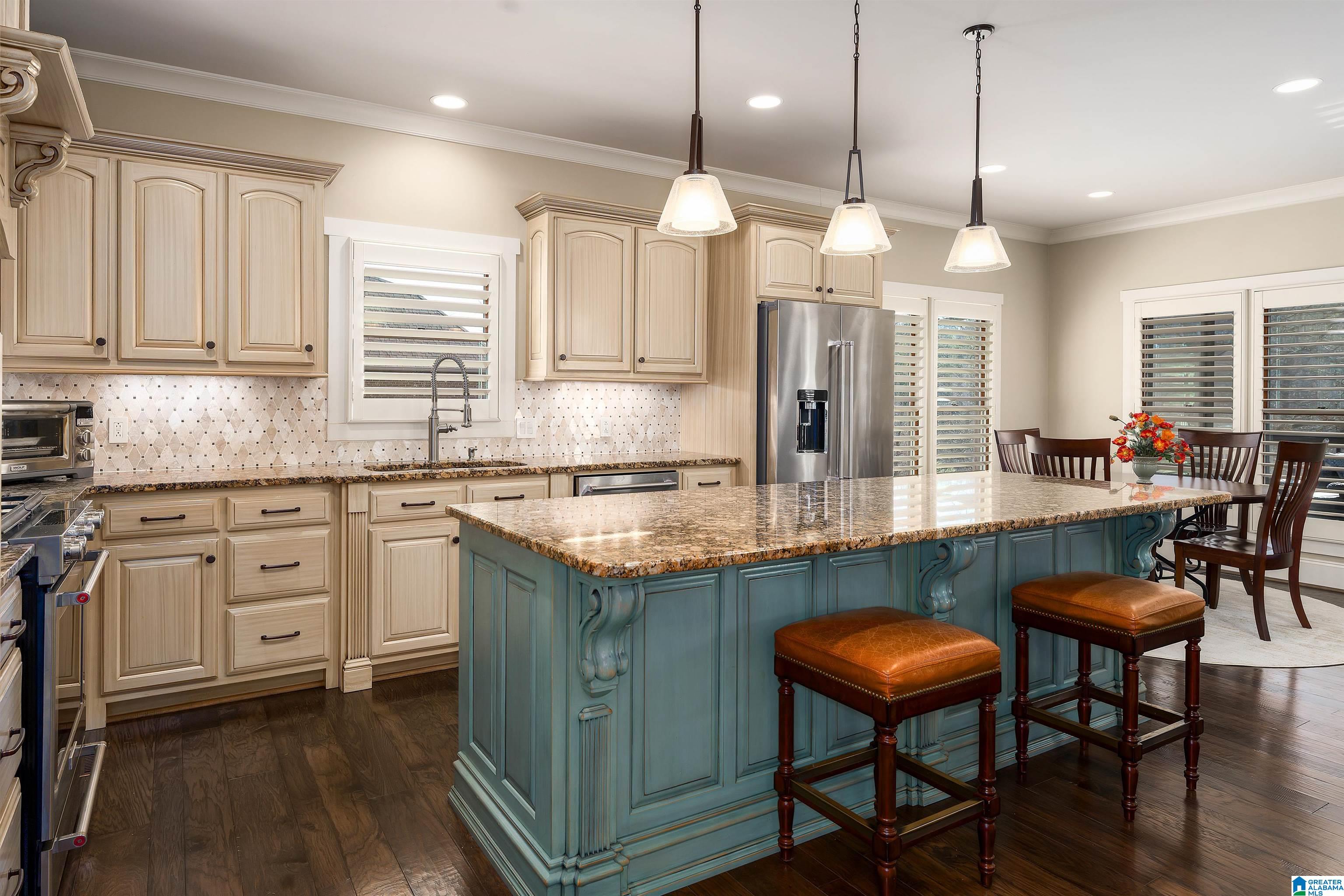 6825 RIVERCREST DRIVE