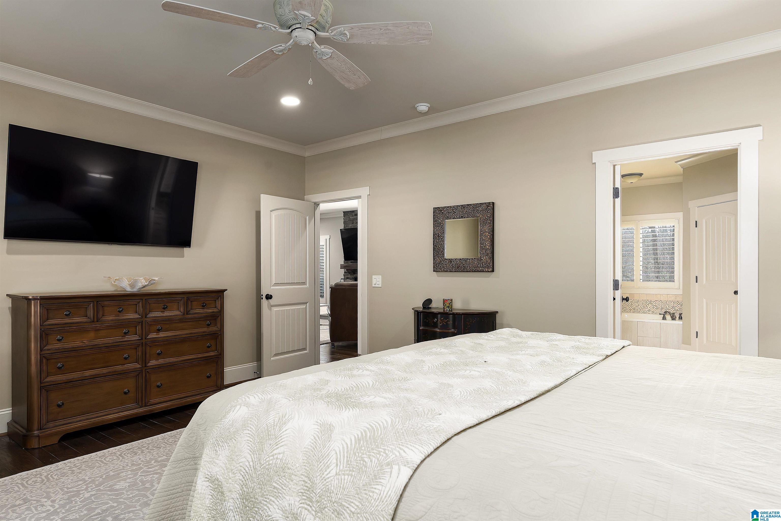 6825 RIVERCREST DRIVE