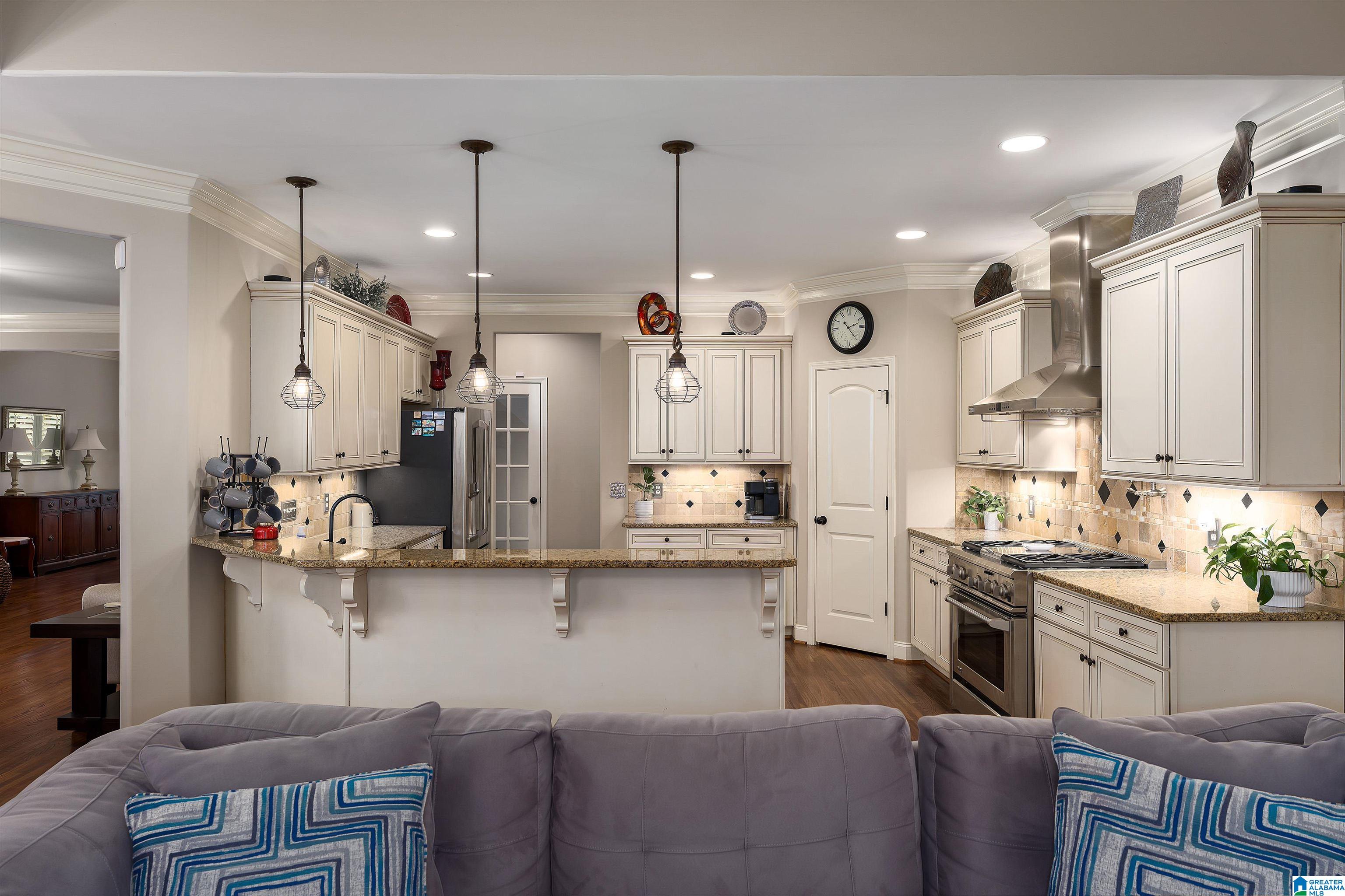 8225 CARRINGTON DRIVE