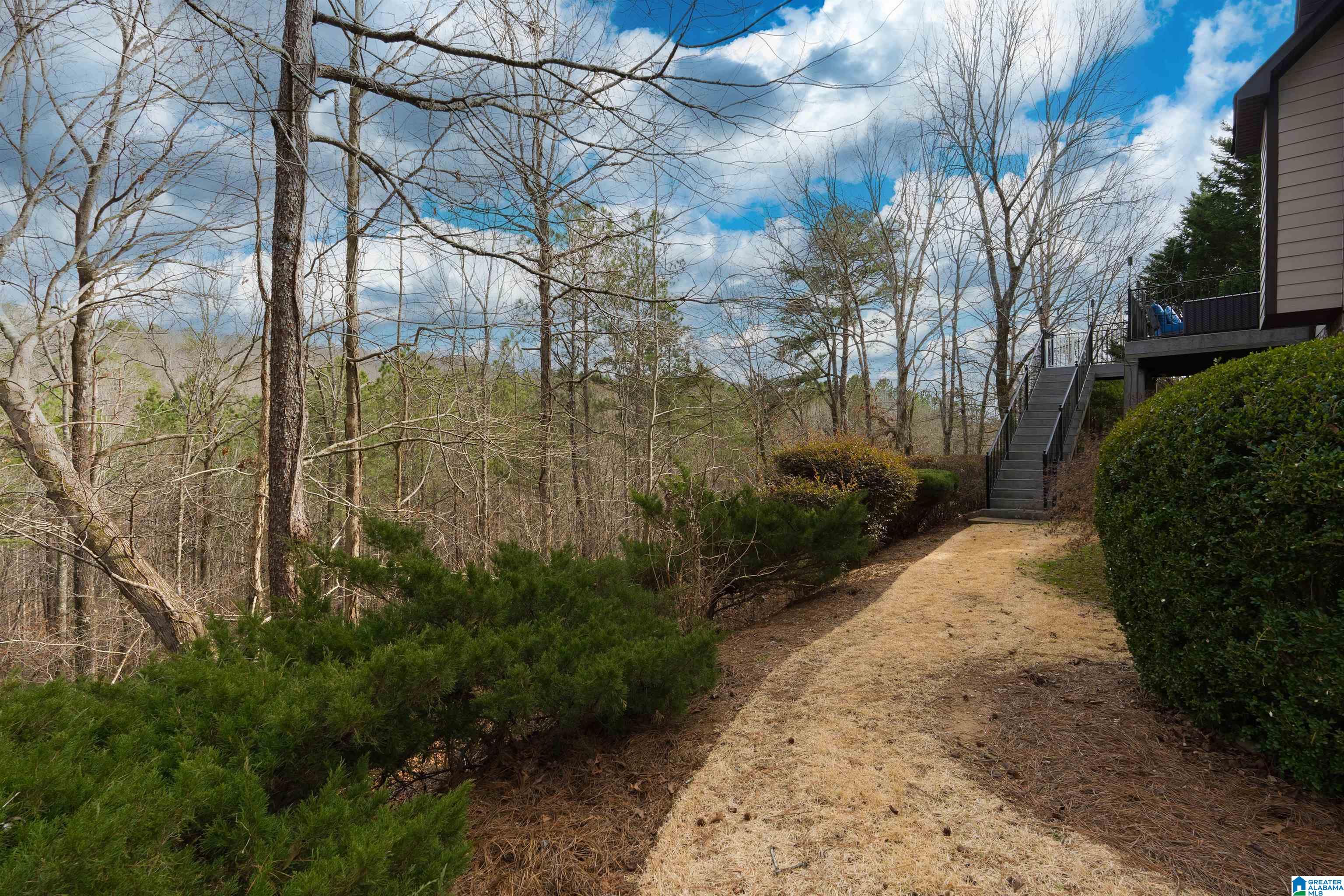 8225 CARRINGTON DRIVE