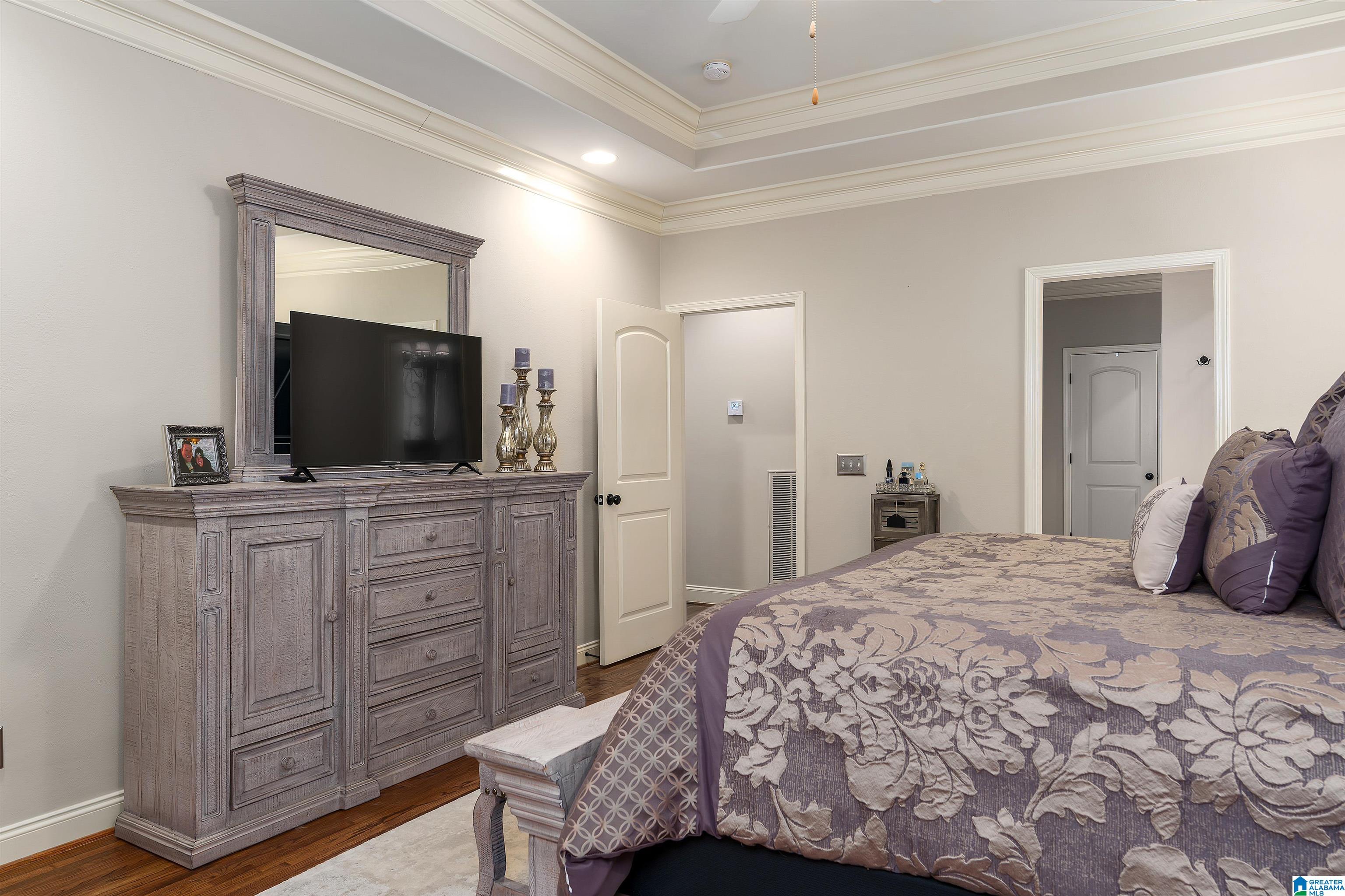 8225 CARRINGTON DRIVE