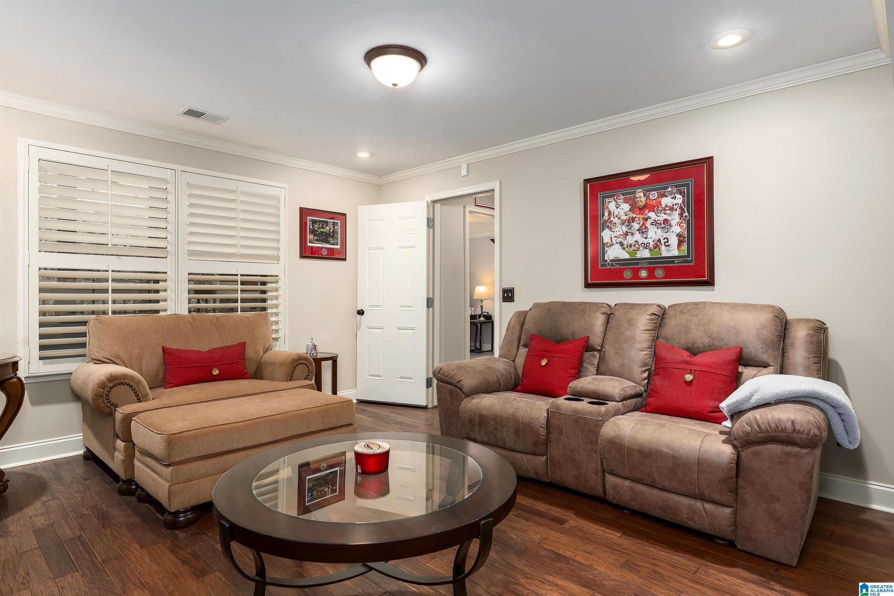 8225 CARRINGTON DRIVE