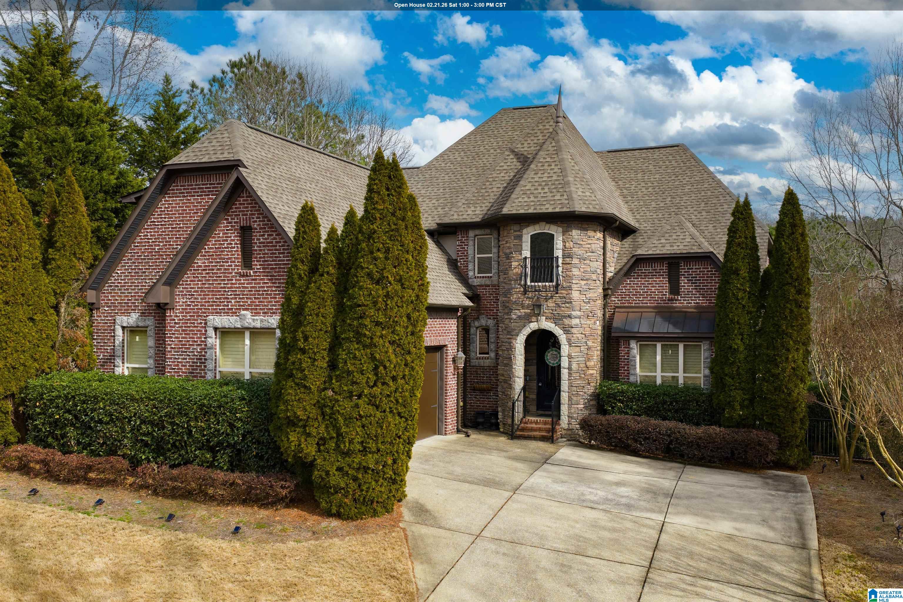 8225 CARRINGTON DRIVE