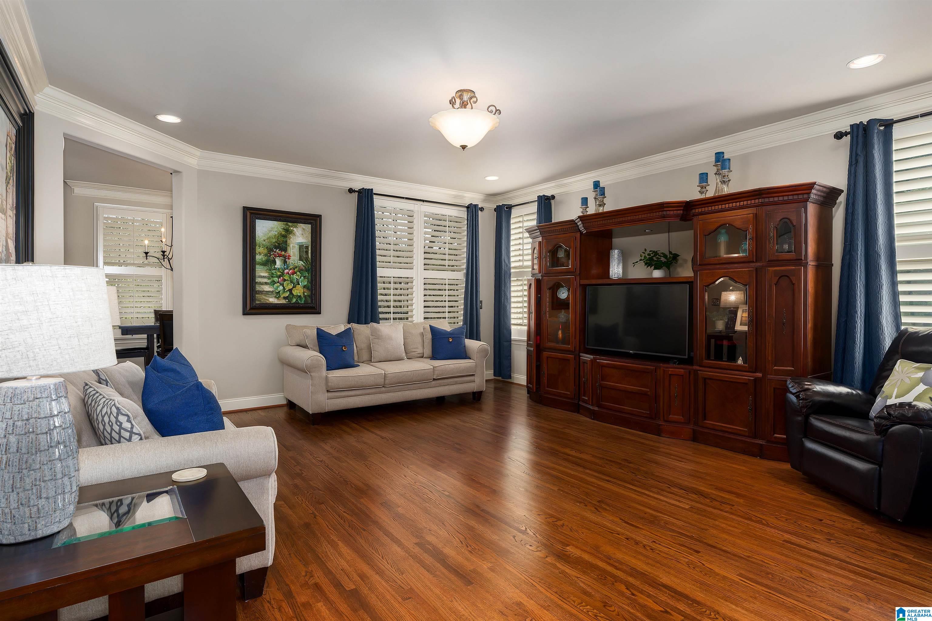 8225 CARRINGTON DRIVE