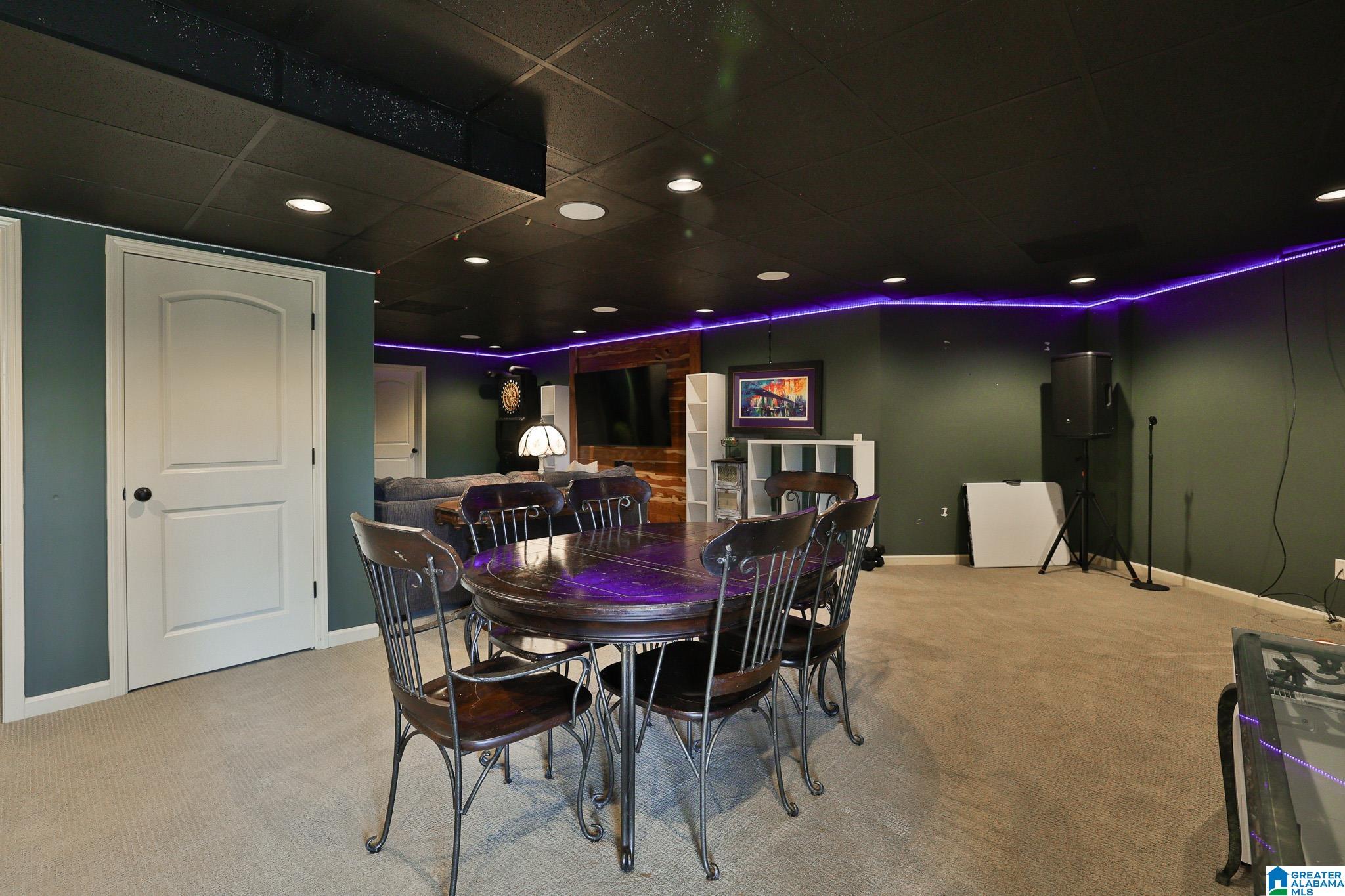 8169 CARRINGTON DRIVE