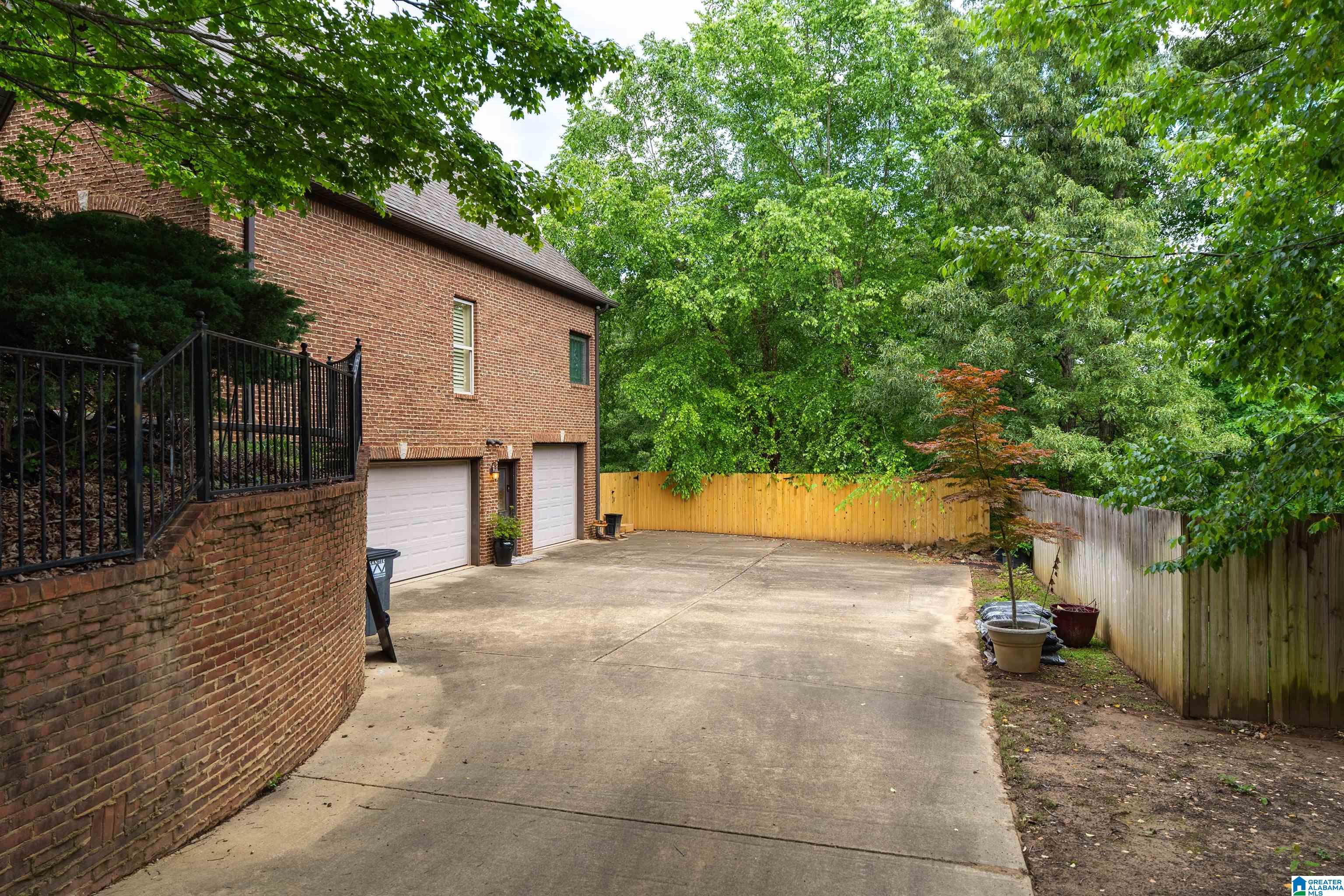 8169 CARRINGTON DRIVE