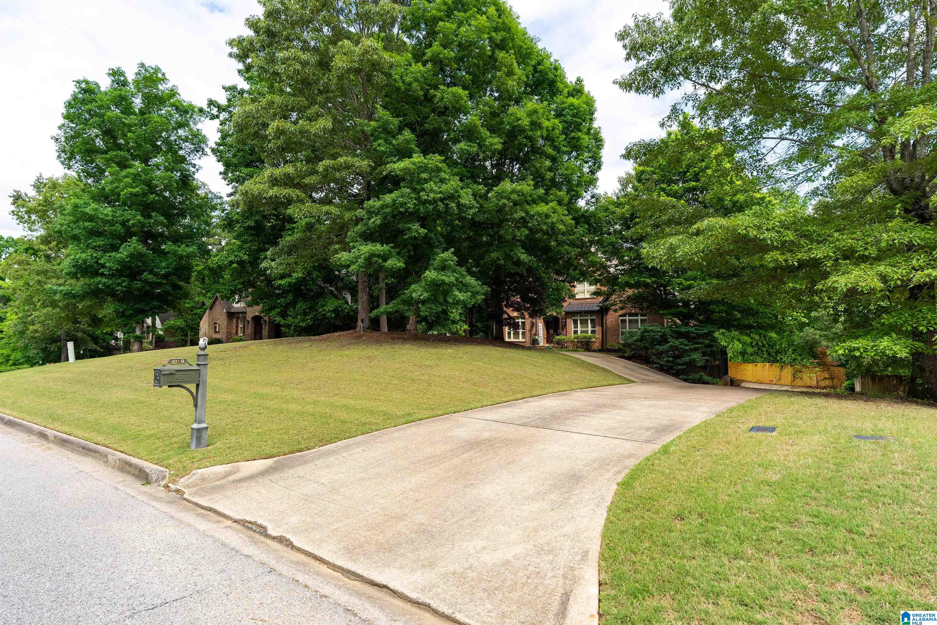 8169 CARRINGTON DRIVE