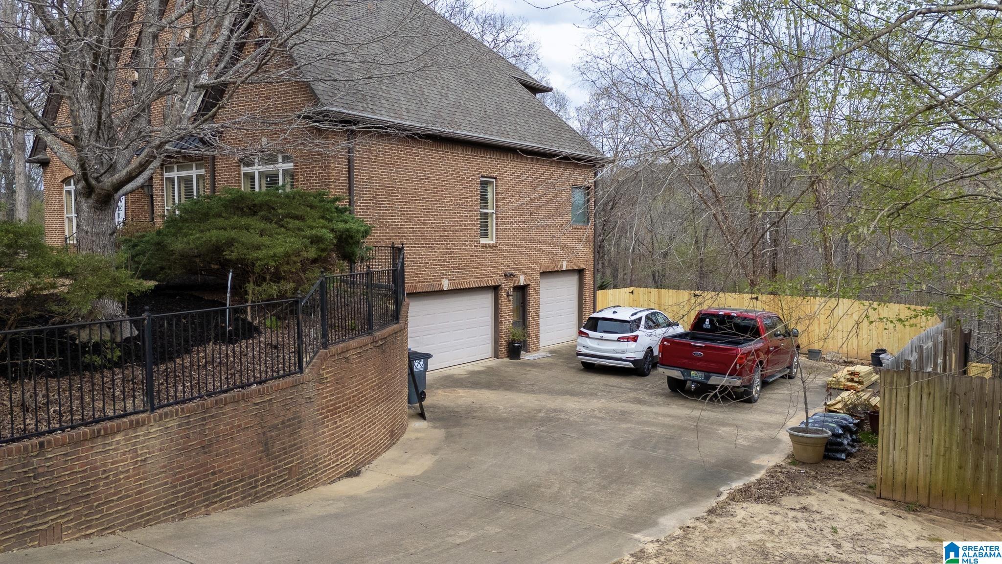 8169 CARRINGTON DRIVE