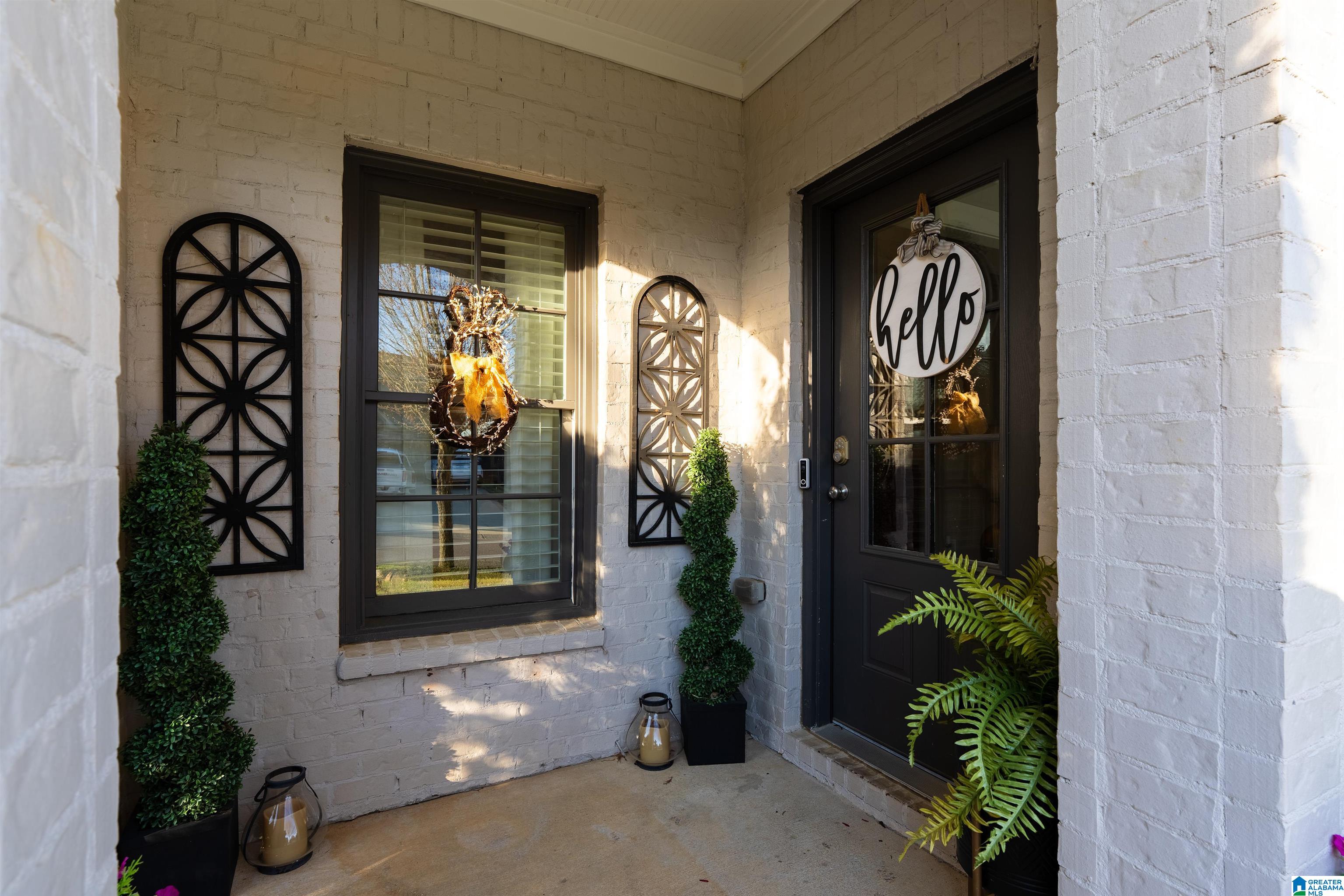 5882 LONGVIEW LANE
