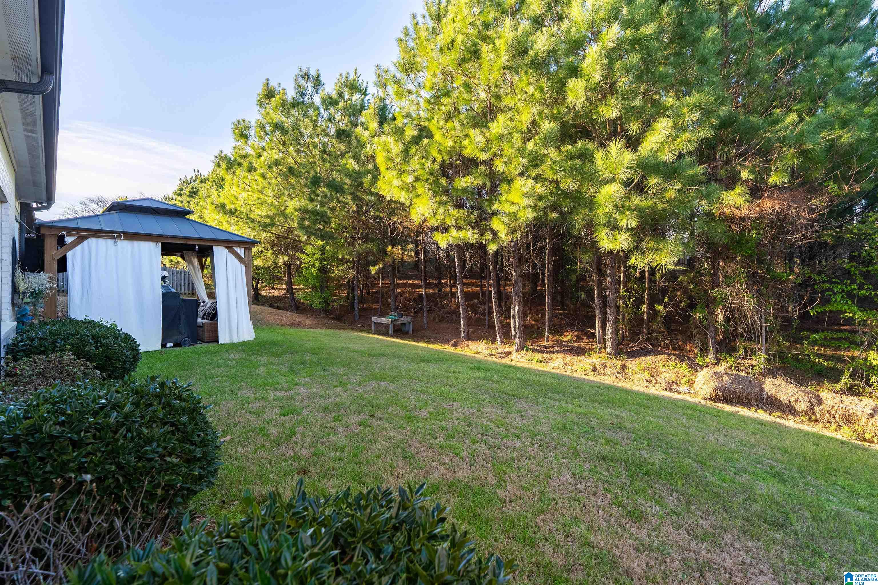5882 LONGVIEW LANE