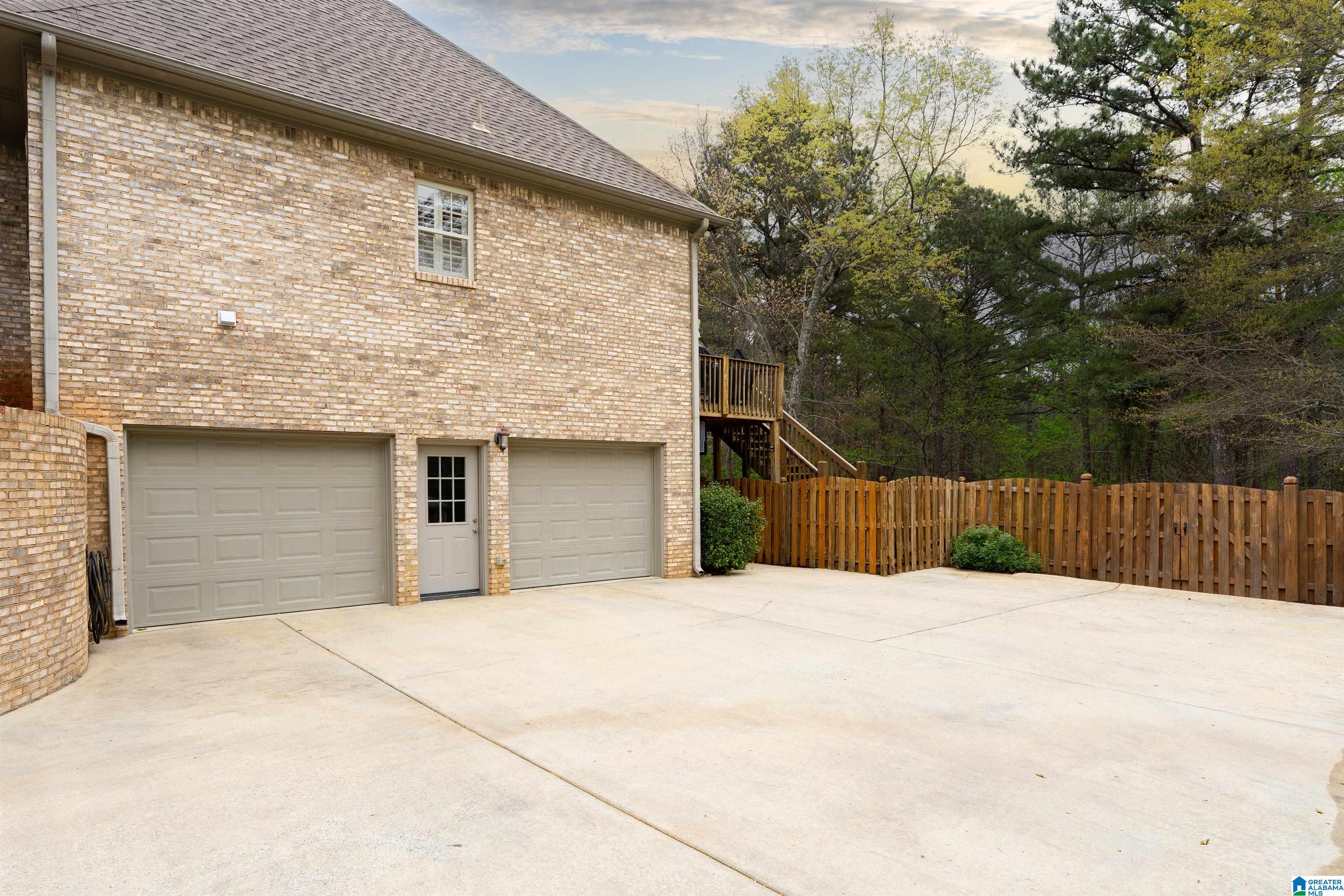 5679 CARRINGTON LAKE PARKWAY