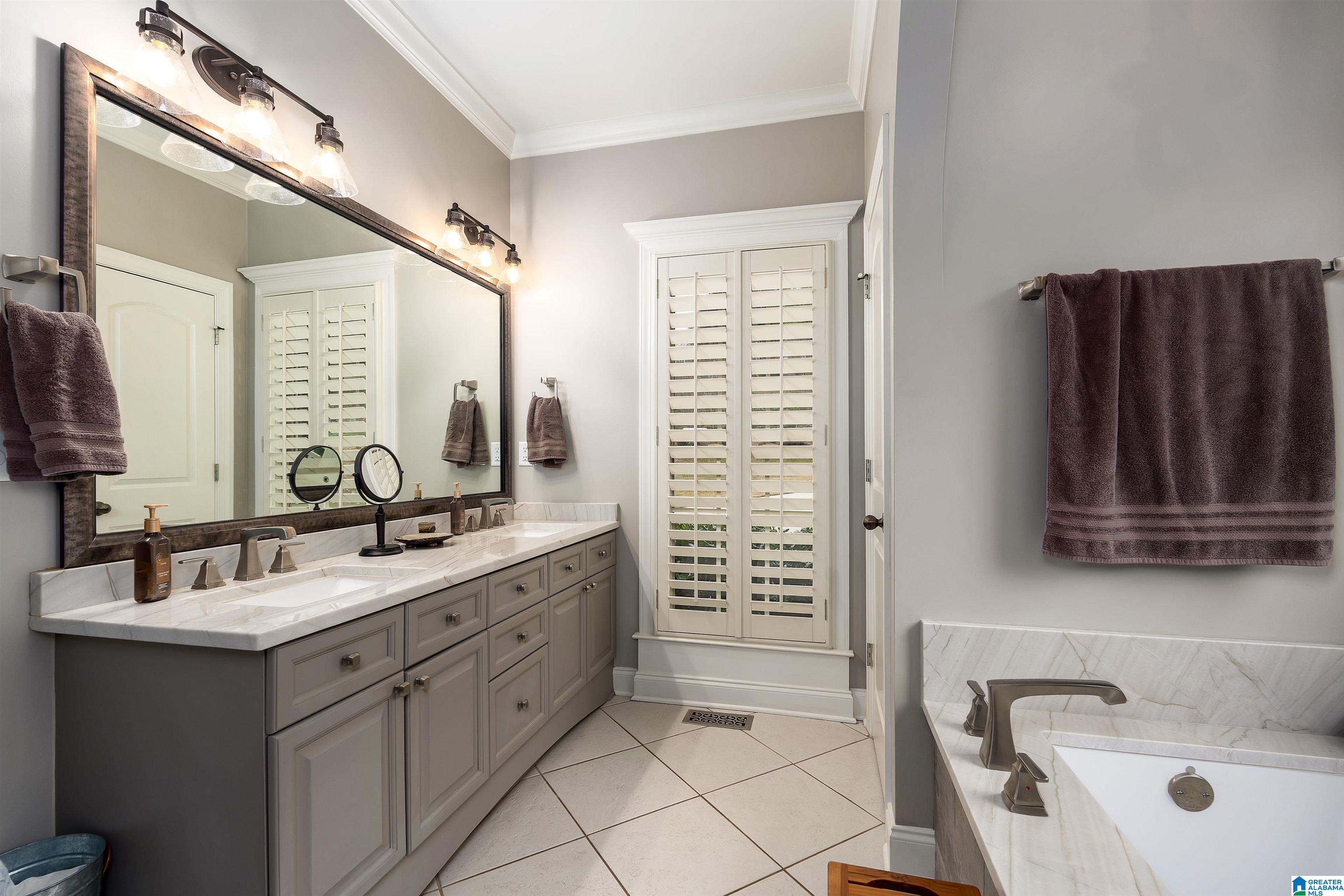 5679 CARRINGTON LAKE PARKWAY