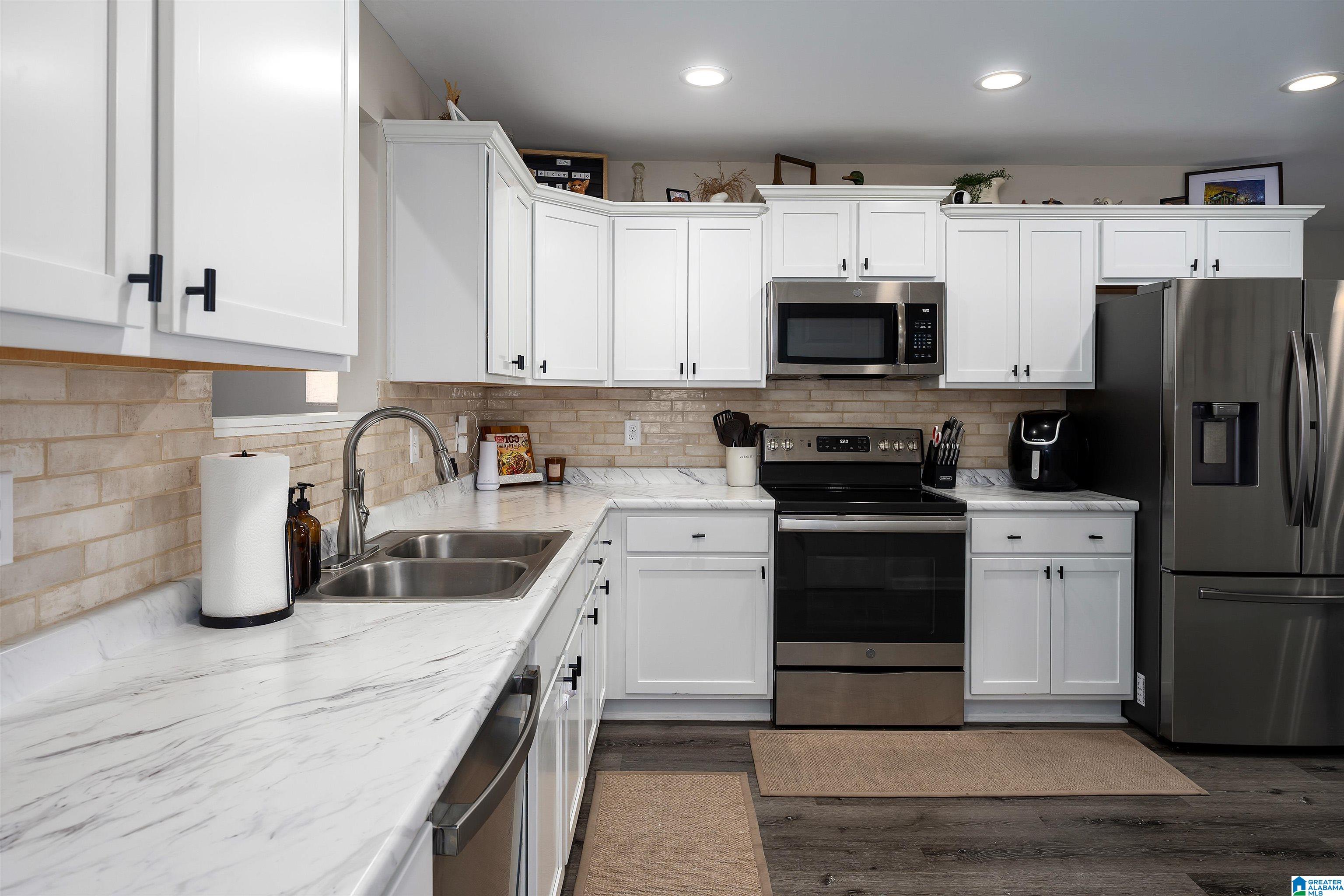 600 MAGNOLIA CREST COURT