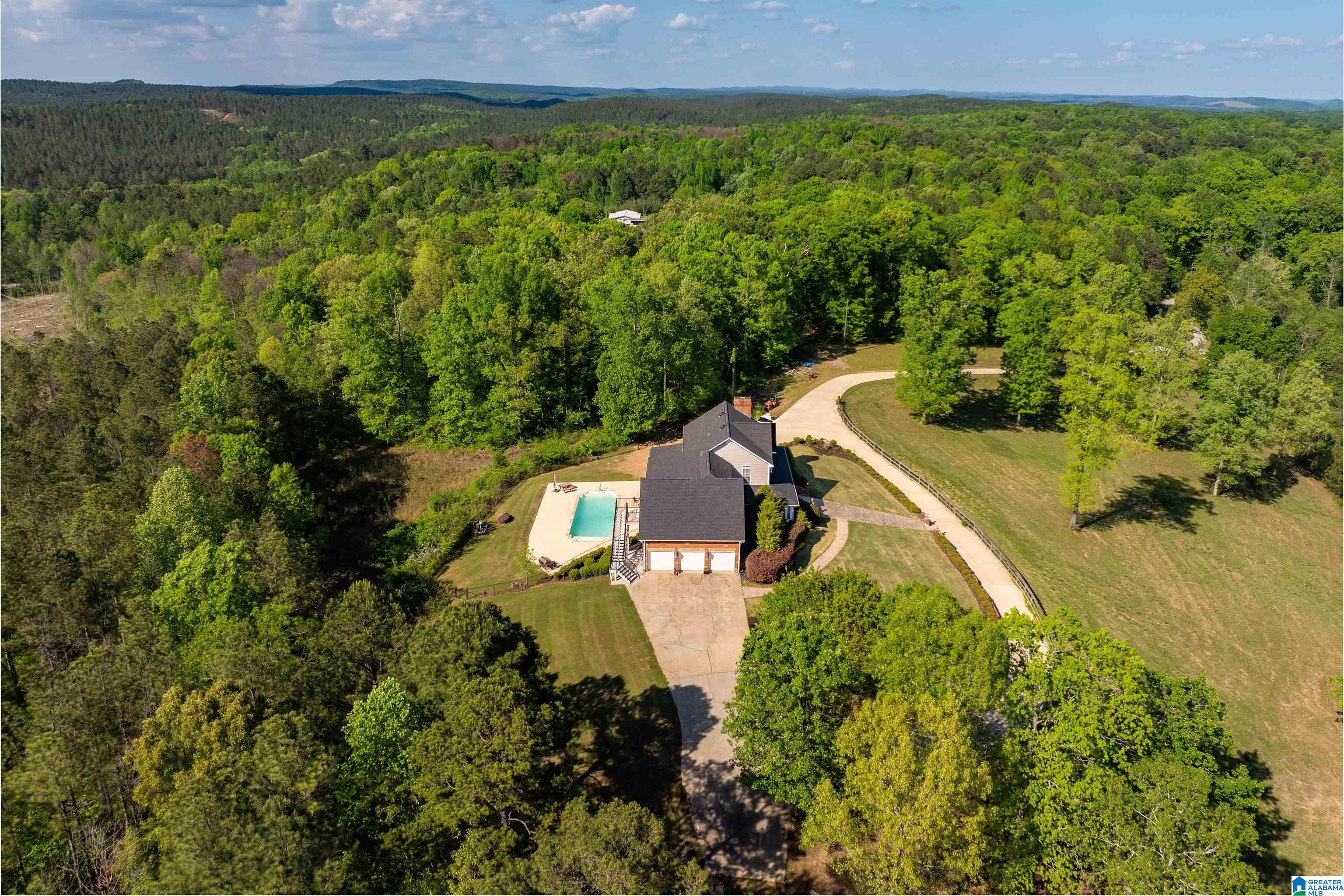 2109 BOWMAN CIRCLE