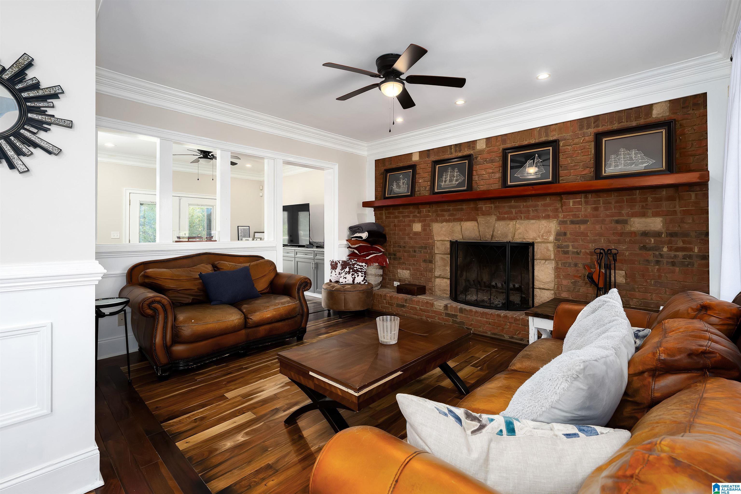 2109 BOWMAN CIRCLE